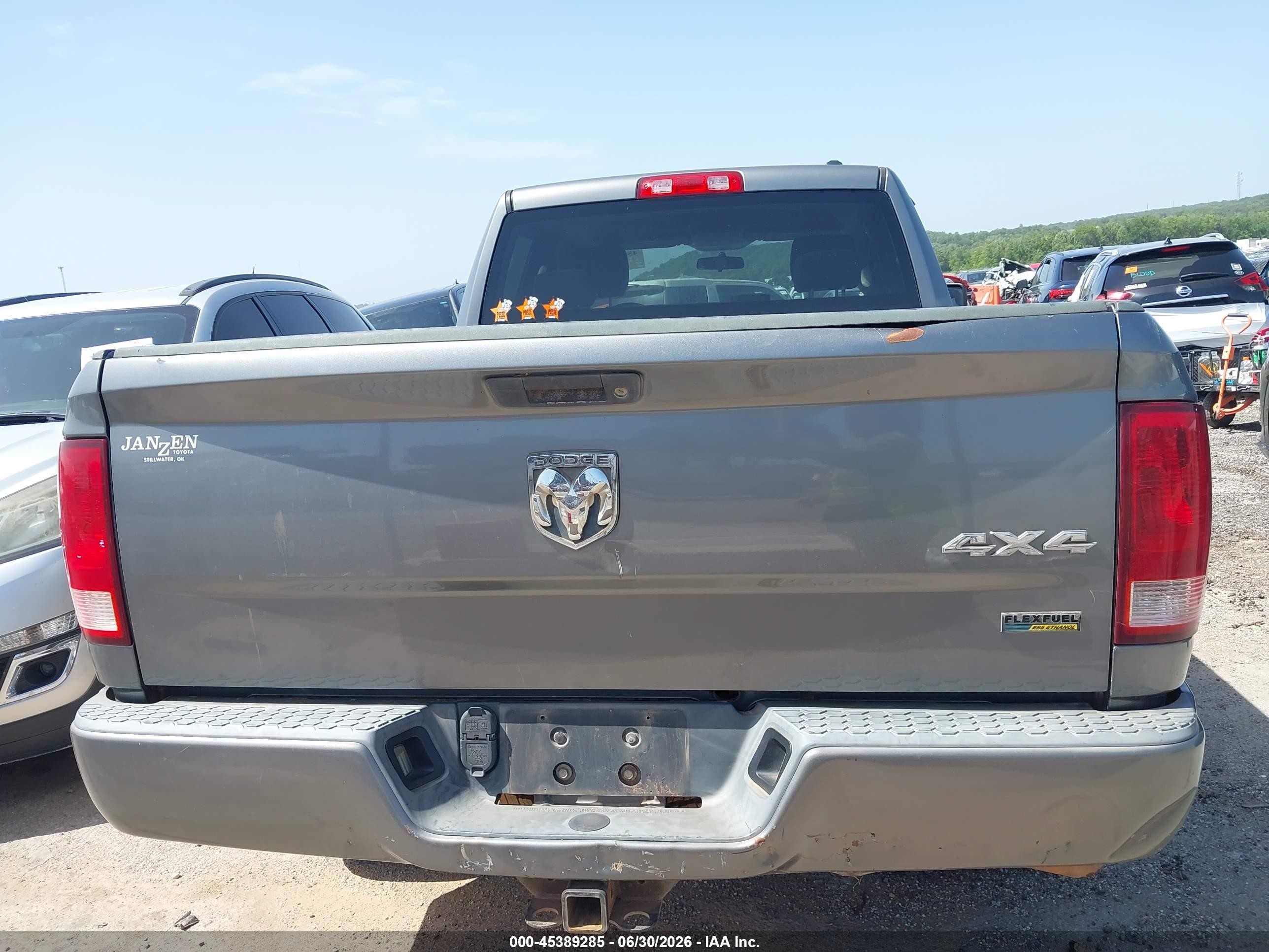 2009 Dodge Ram 1500 St Gray vin: 1D3HV18P09S765150