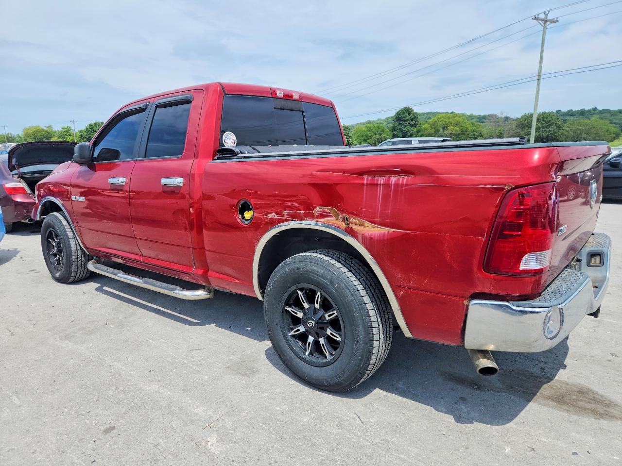 2009 Dodge Ram 1500 Red vin: 1D3HV18P19S755274