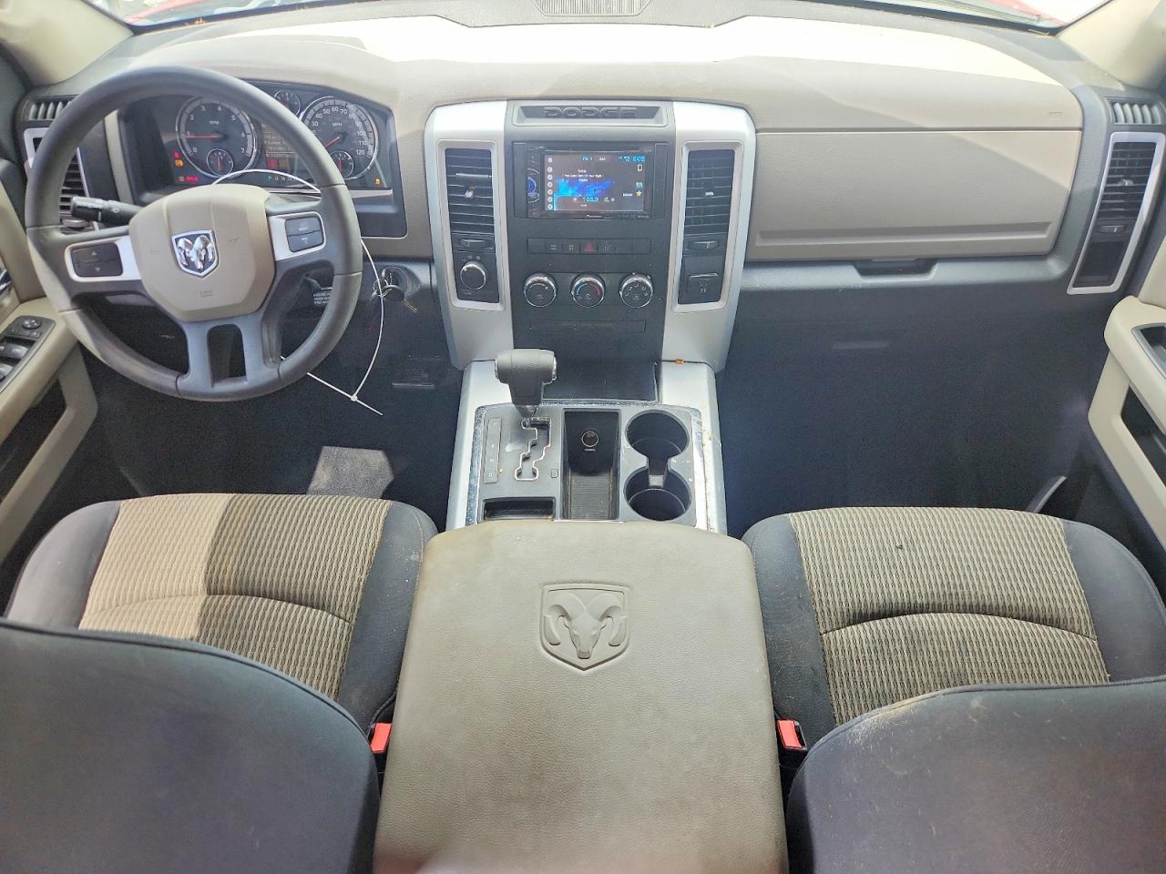 2009 Dodge Ram 1500 Red vin: 1D3HV18P19S755274