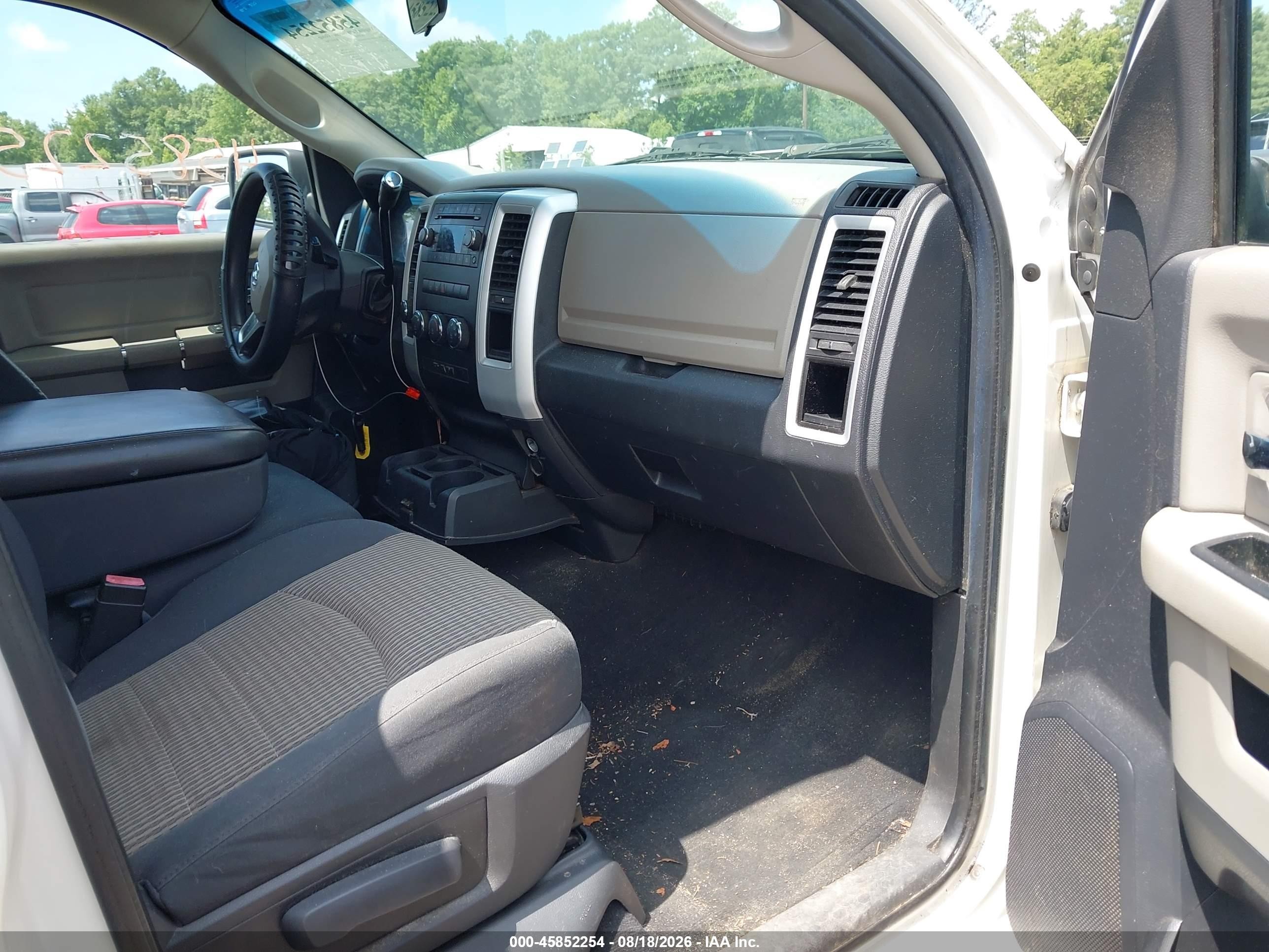 2009 Dodge Ram 1500 Slt/sport White vin: 1D3HV18P59S800748