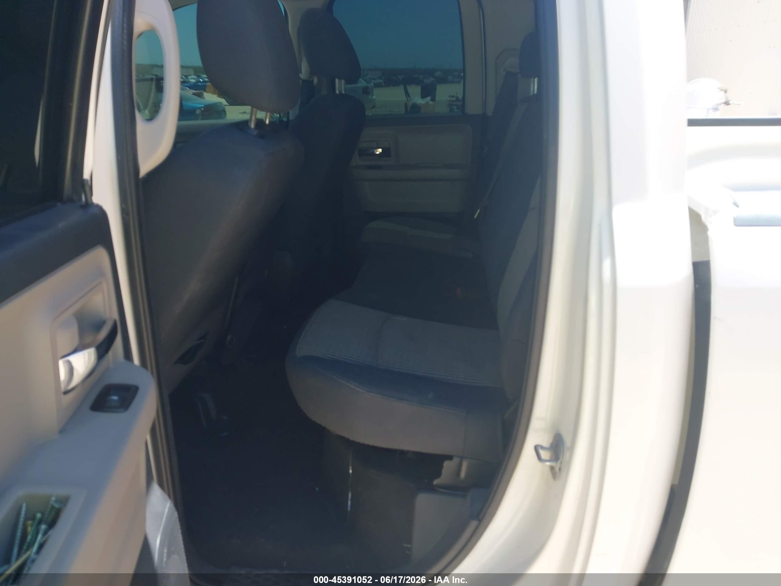 2009 Dodge Ram 1500 Slt/sport/trx White vin: 1D3HV18P79S784665