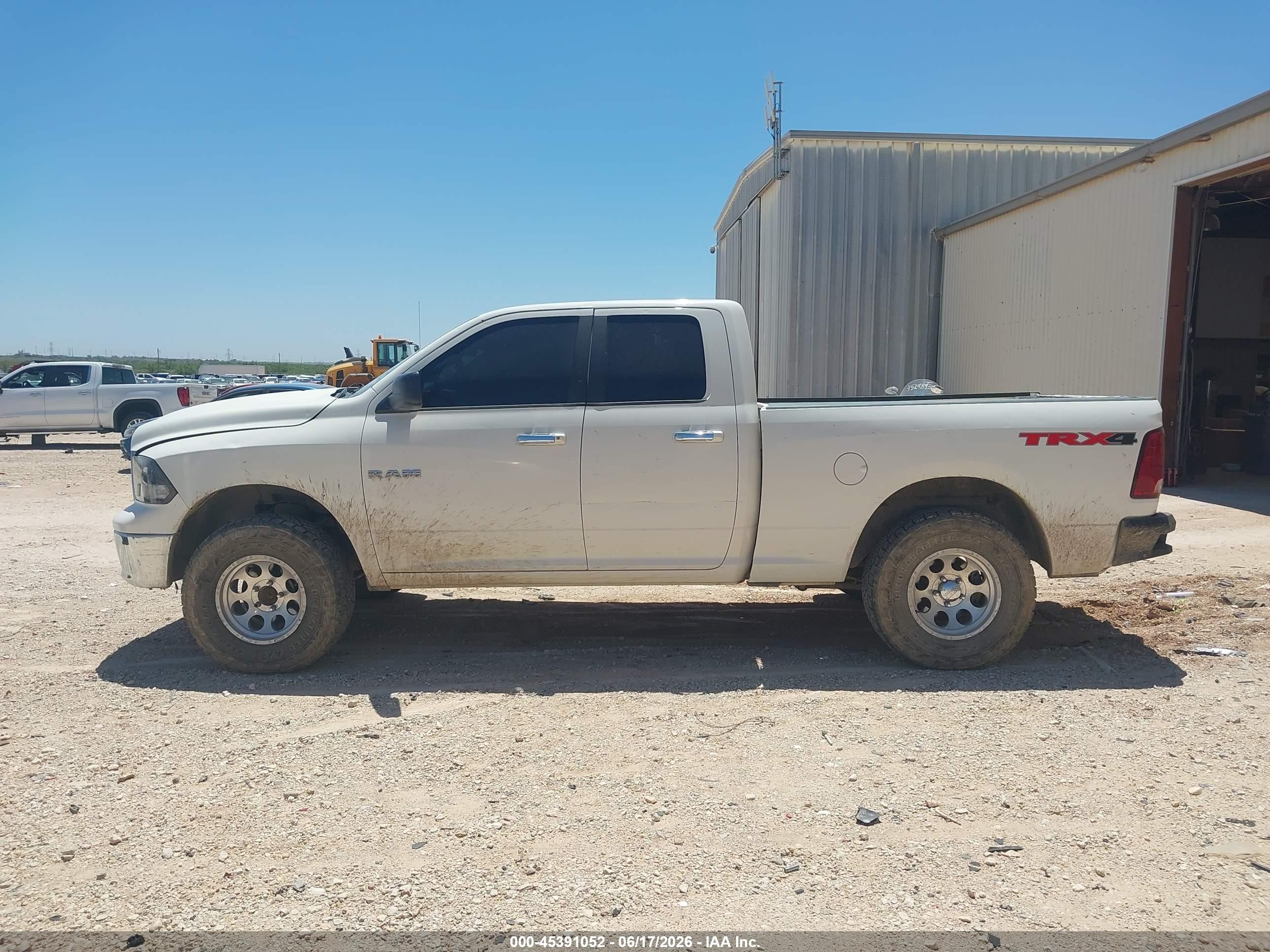 2009 Dodge Ram 1500 Slt/sport/trx White vin: 1D3HV18P79S784665