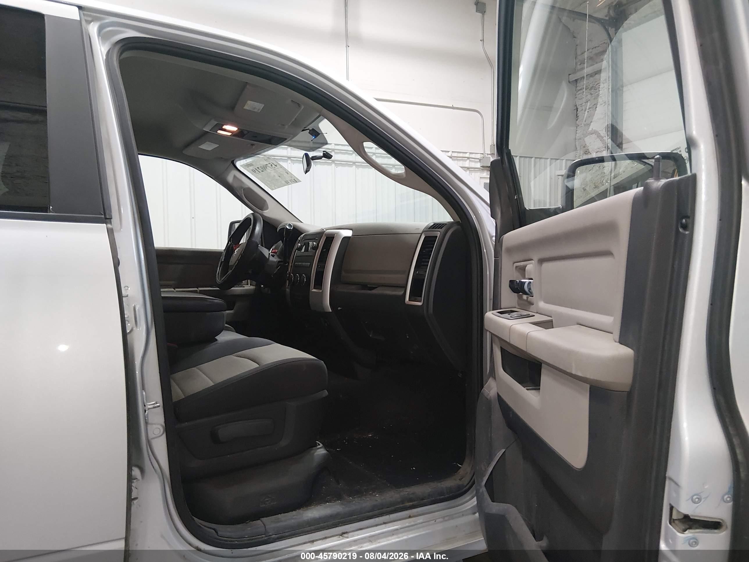 2009 Dodge Ram 1500 Slt/sport/trx Silver vin: 1D3HV18P89S709652