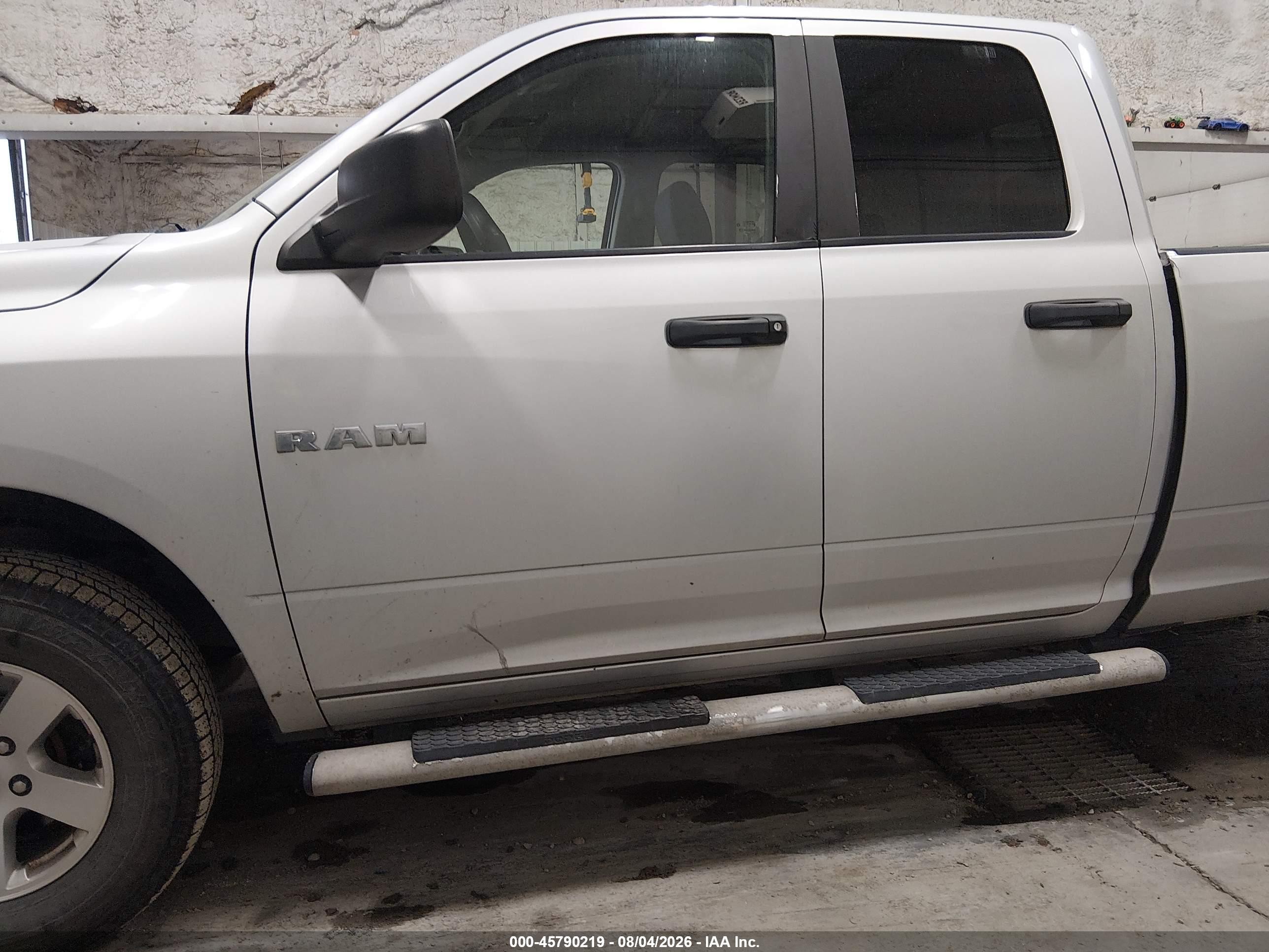2009 Dodge Ram 1500 Slt/sport/trx Silver vin: 1D3HV18P89S709652