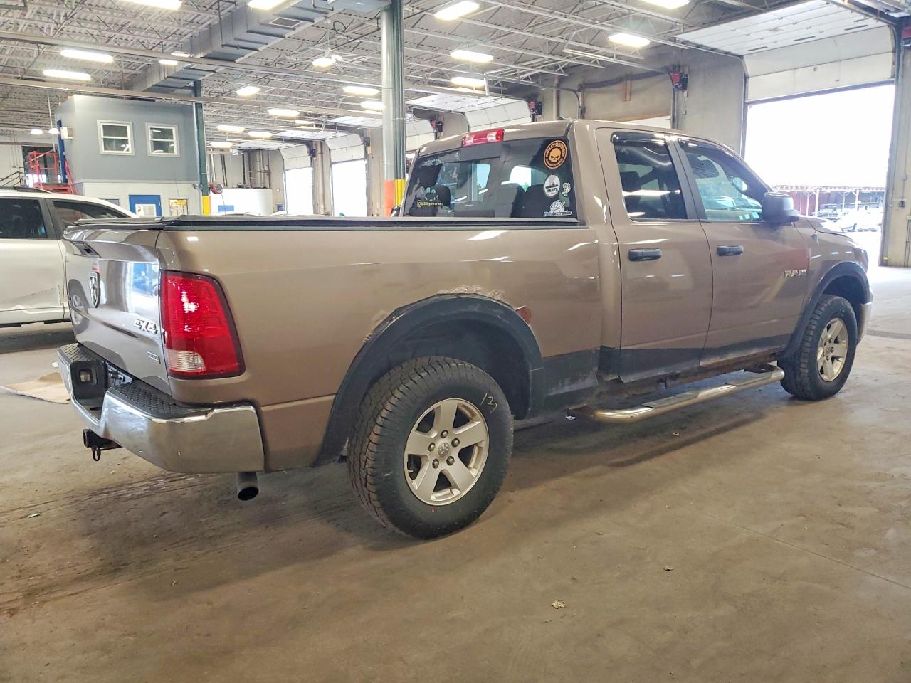 2009 Dodge Ram 1500 Tan vin: 1D3HV18P89S737581