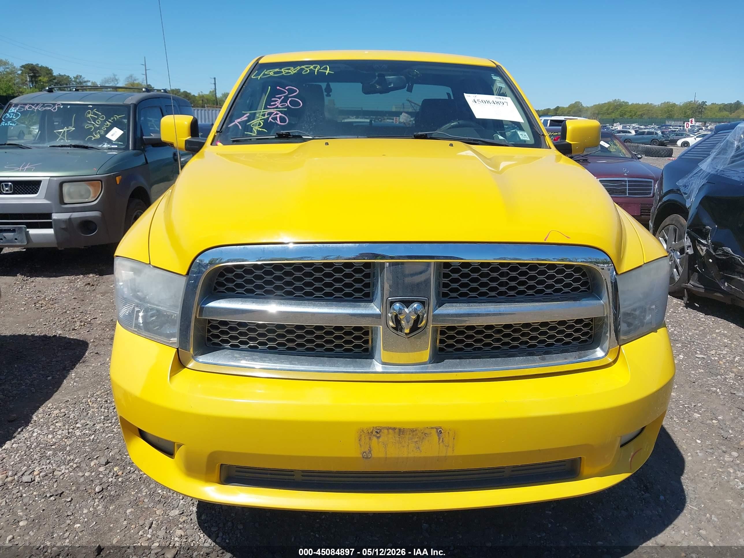 2009 Dodge Ram 1500 Slt/sport/trx Yellow vin: 1D3HV18T59S777680