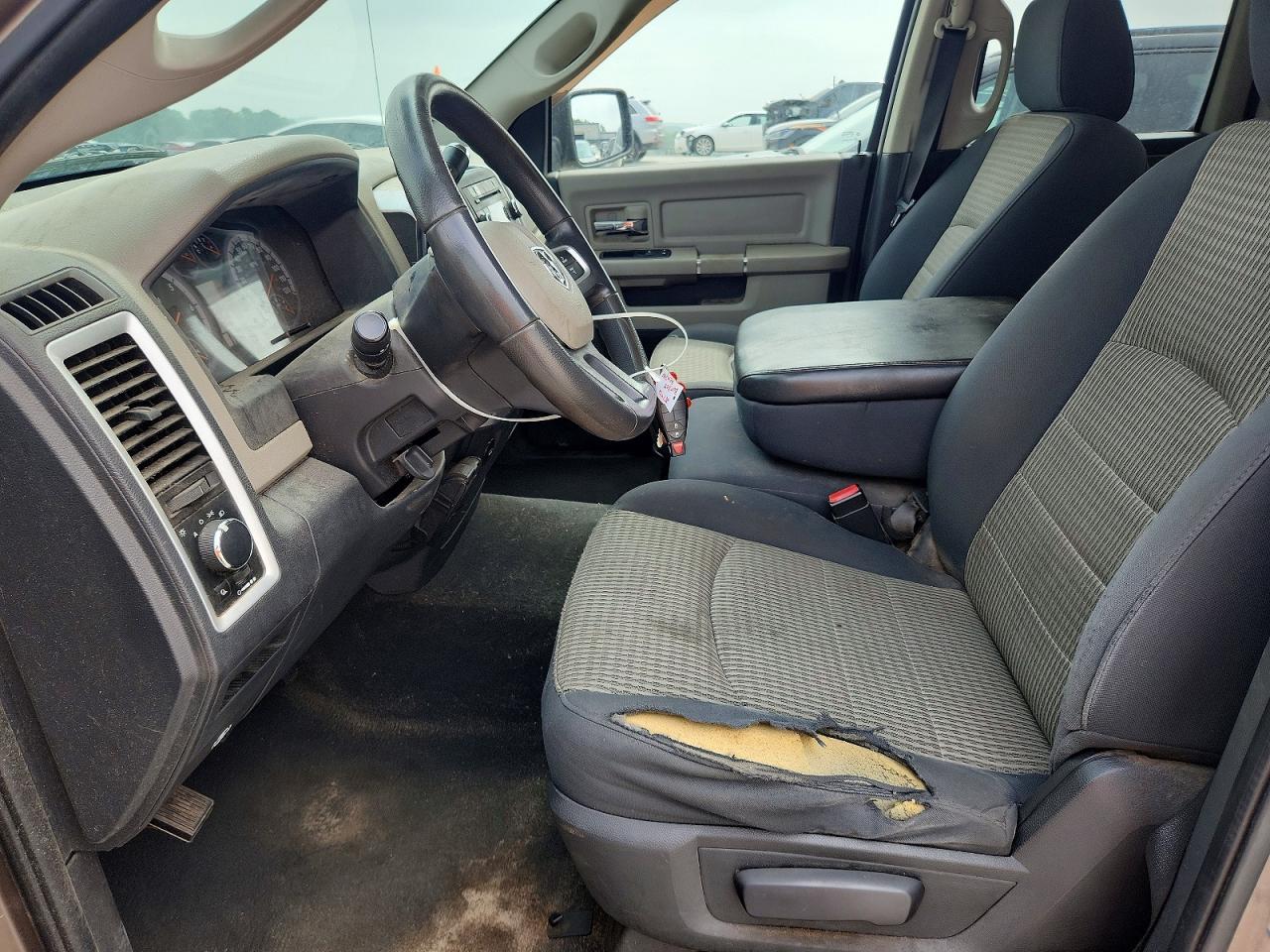 2009 Dodge Ram 1500 Tan vin: 1D3HV18T69S751489