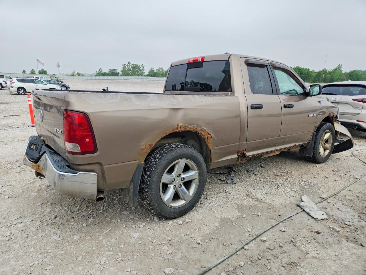 2009 Dodge Ram 1500 Tan vin: 1D3HV18T69S751489