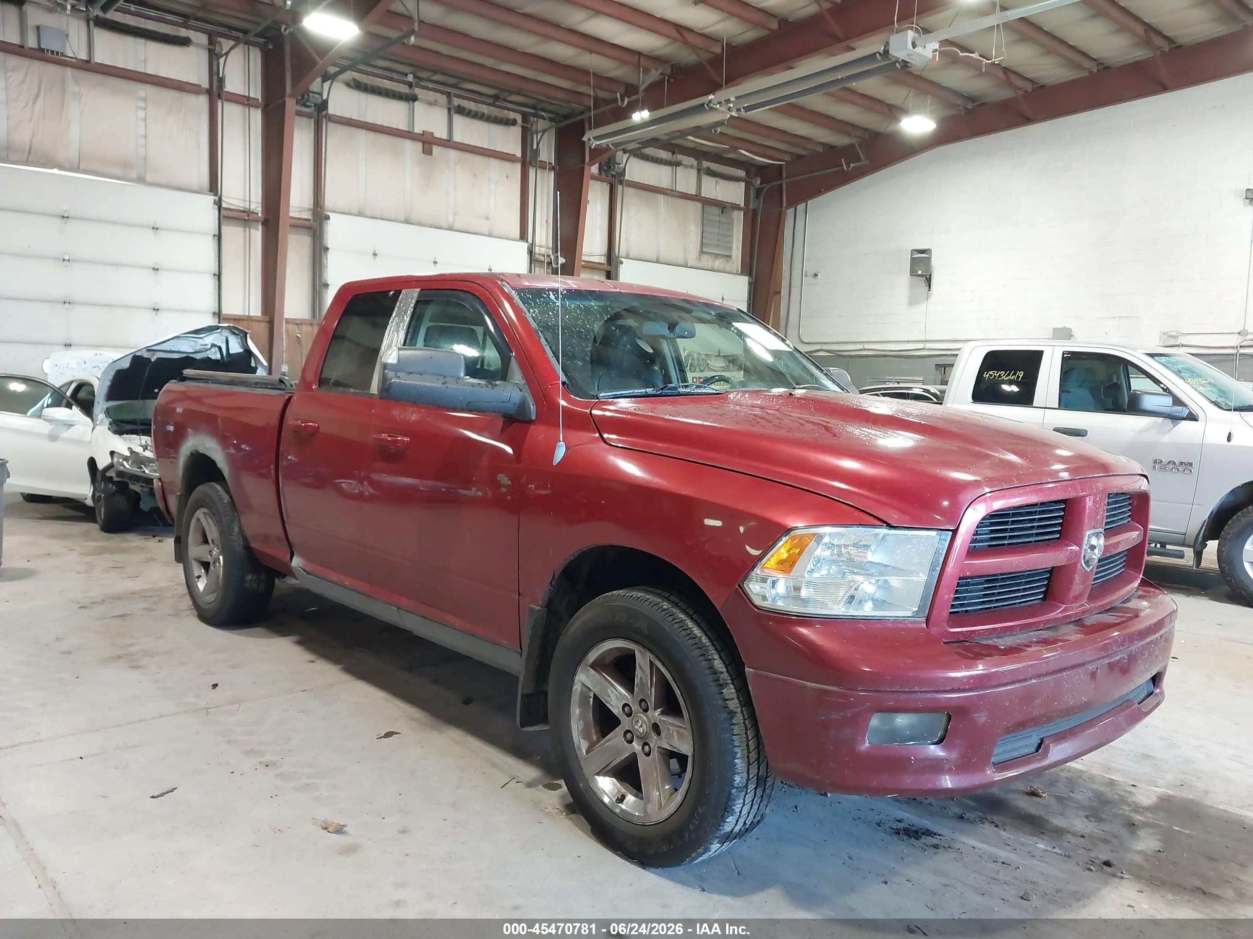 2009 Dodge Ram 1500 Slt/sport/trx Red vin: 1D3HV18T79S702589
