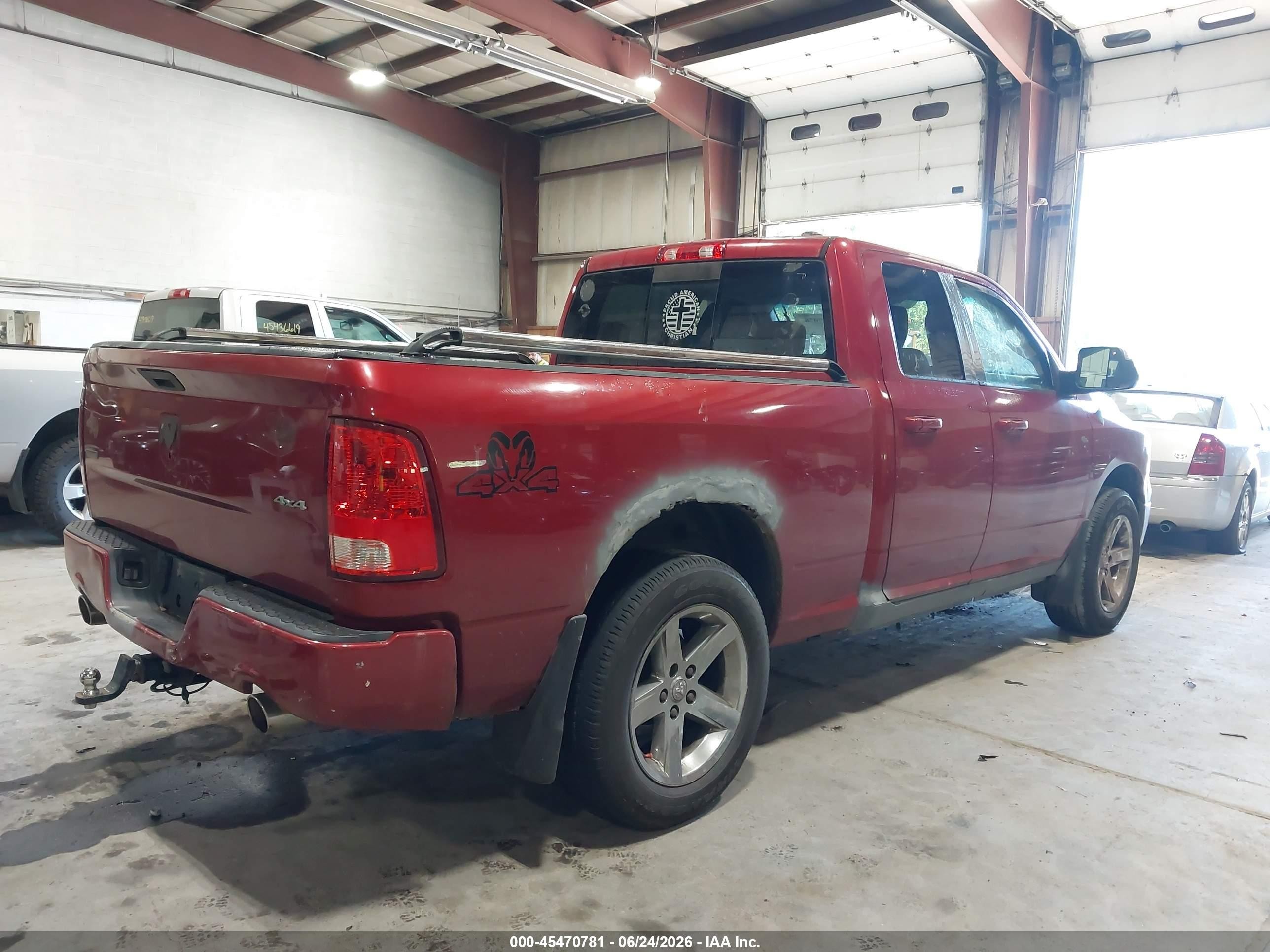 2009 Dodge Ram 1500 Slt/sport/trx Red vin: 1D3HV18T79S702589