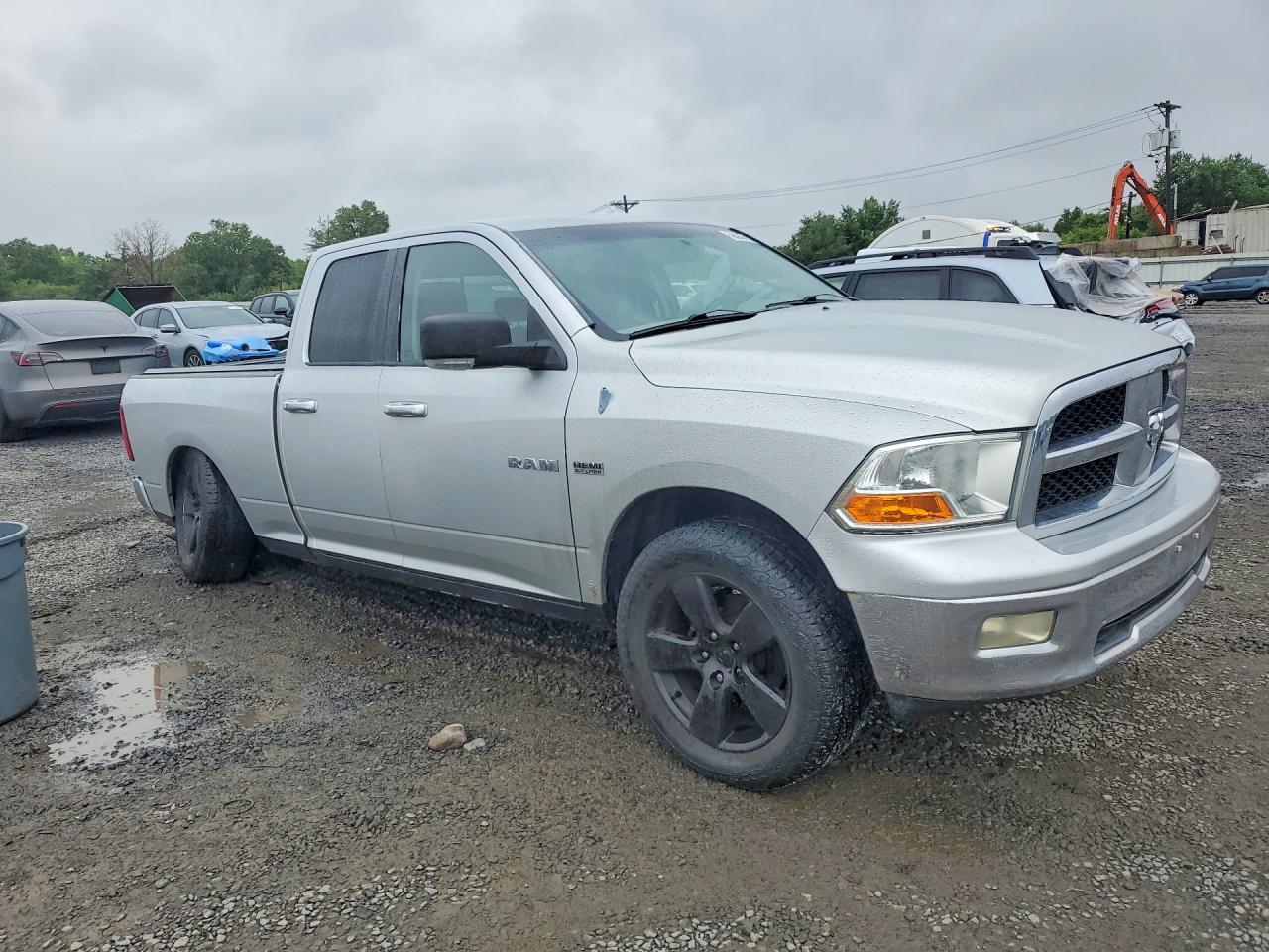 2009 Dodge Ram 1500 Silver vin: 1D3HV18T89S779665