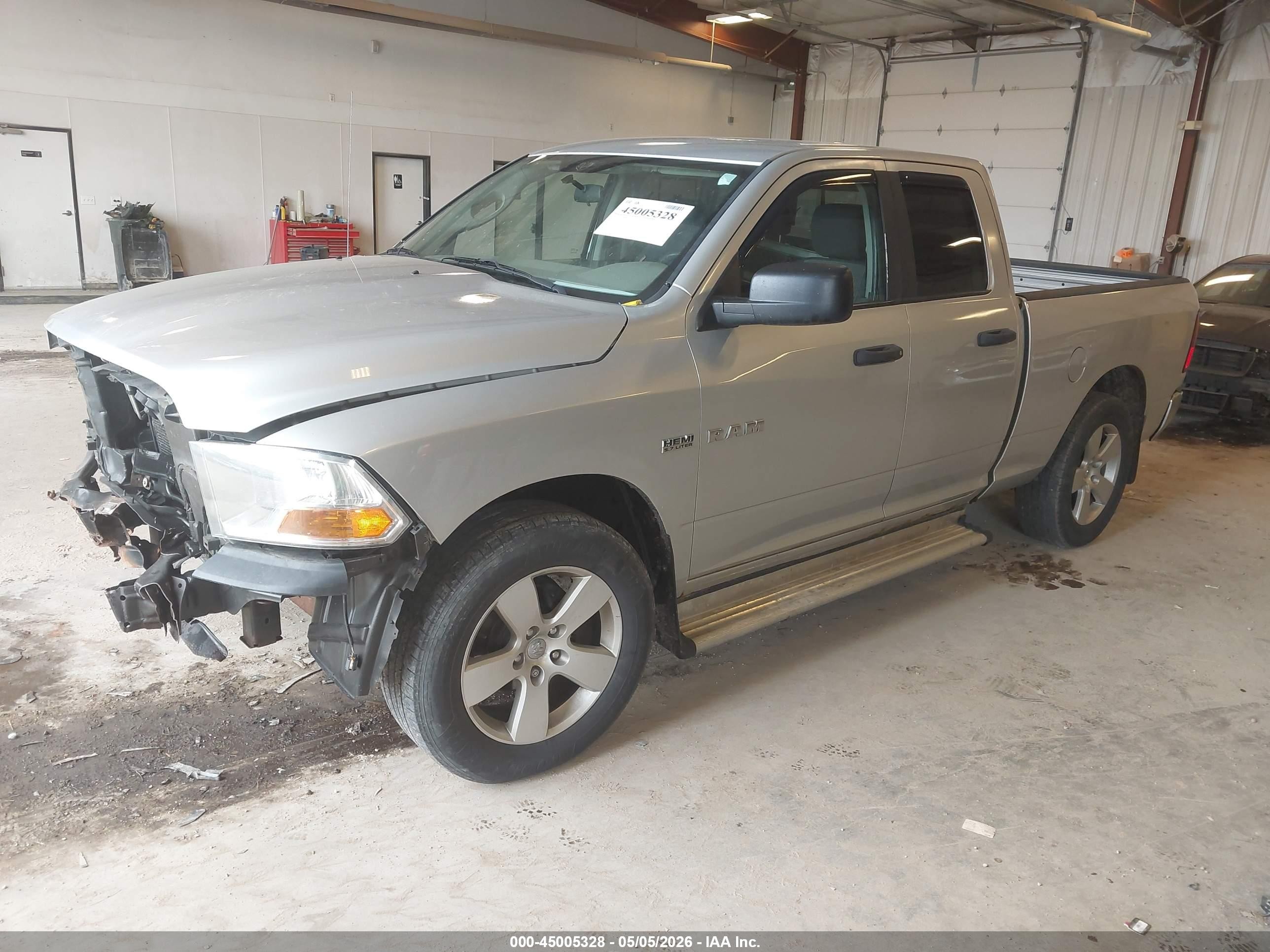 2009 Dodge Ram 1500 Slt/sport/trx Silver vin: 1D3HV18T99S726697