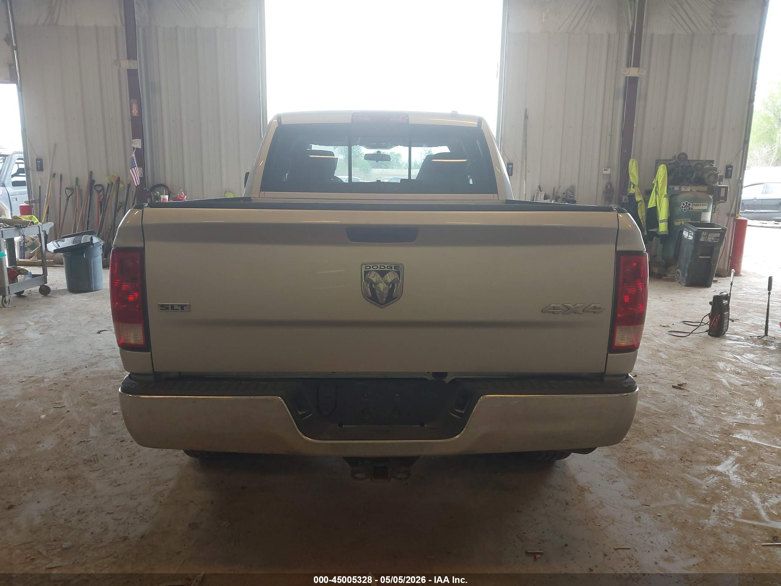 2009 Dodge Ram 1500 Slt/sport/trx Silver vin: 1D3HV18T99S726697