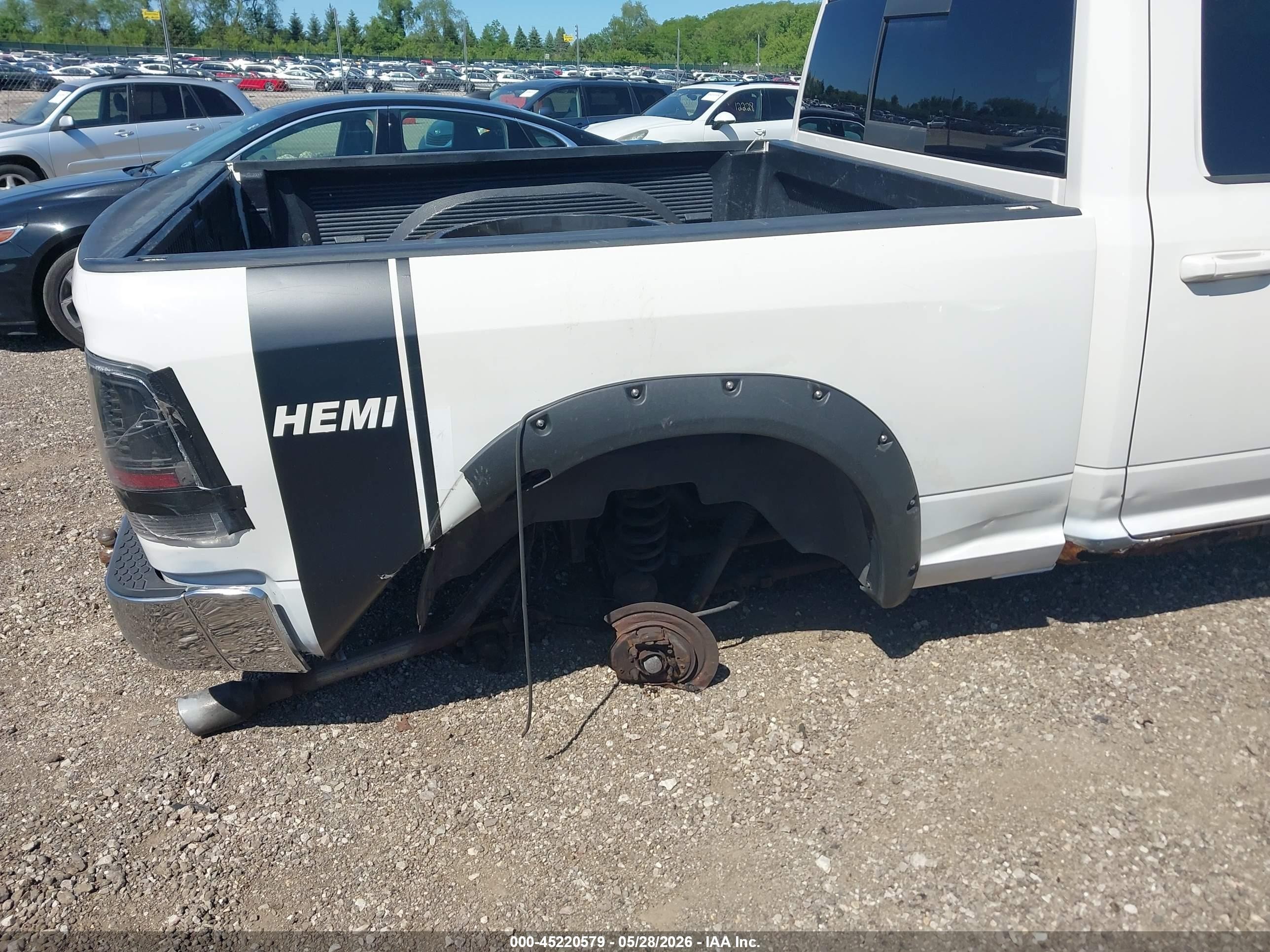 2009 Dodge Ram 1500 Slt/sport/trx White vin: 1D3HV18TX9S753956