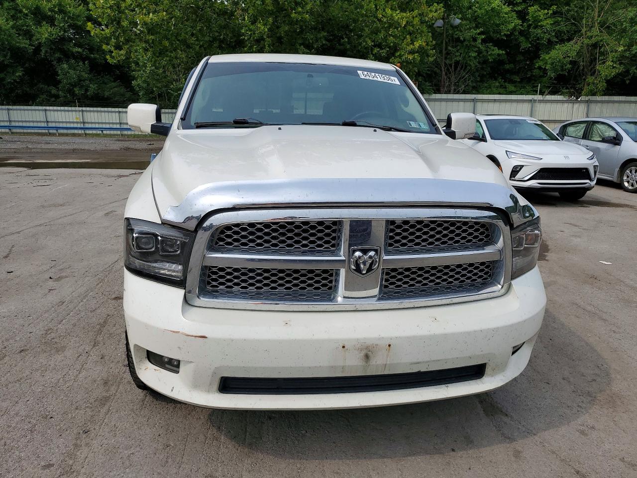 2009 Dodge Ram 1500 White vin: 1D3HV18TX9S776590