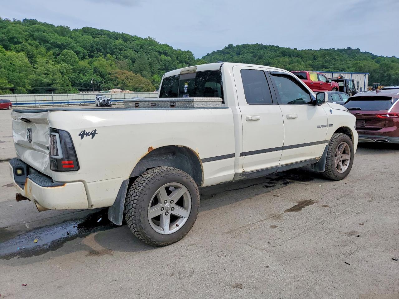 2009 Dodge Ram 1500 White vin: 1D3HV18TX9S776590