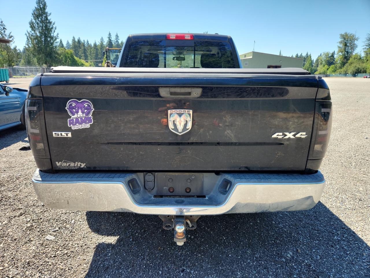 2009 Dodge Ram 1500 Black vin: 1D3HV18TX9S820345 Damage: Tailgate, Dent(S) W/ Paint Dmg, 7 To 8 Inches