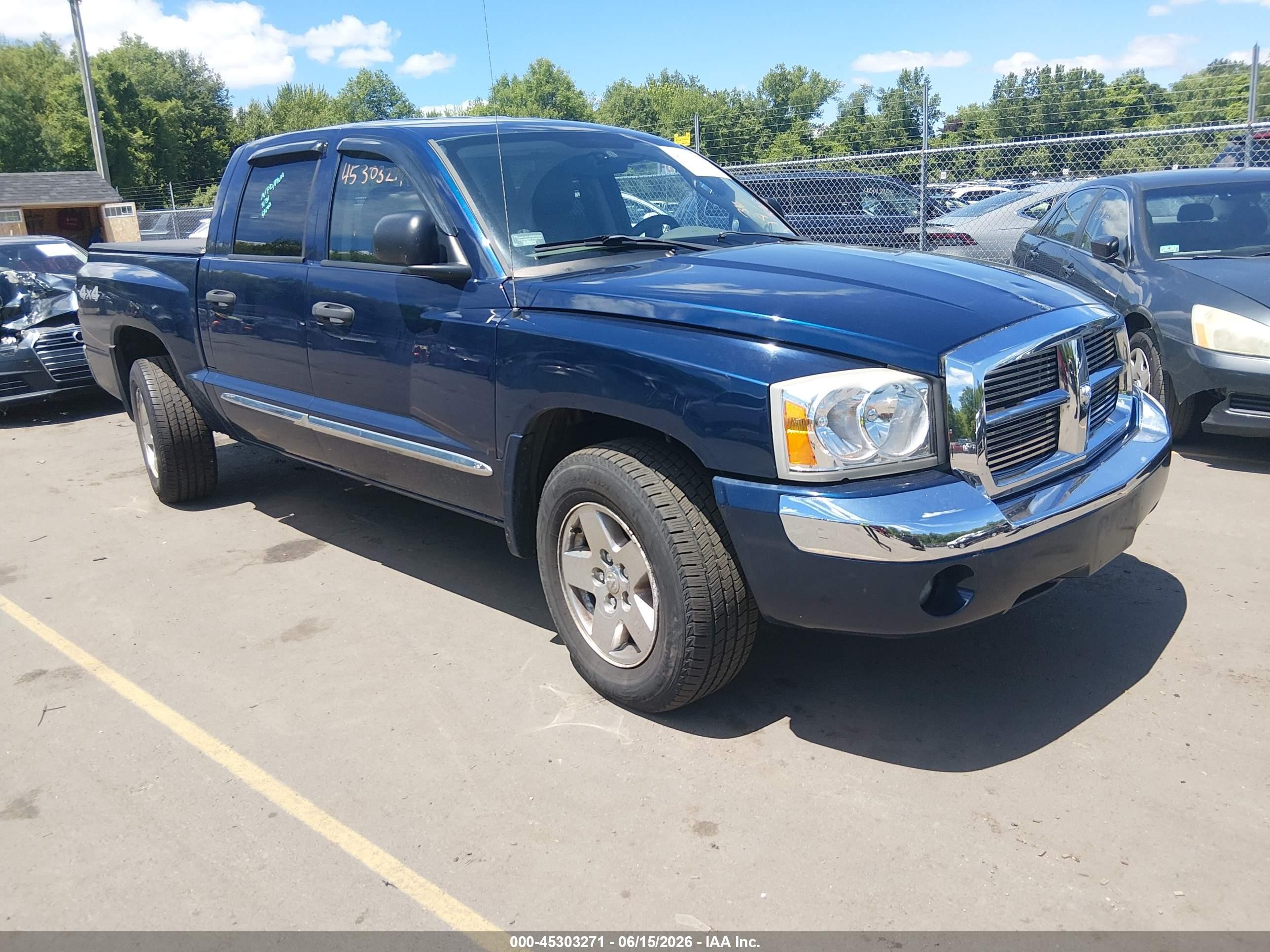 2005 Dodge Dakota Laramie Blue vin: 1D3HW58J05S294188