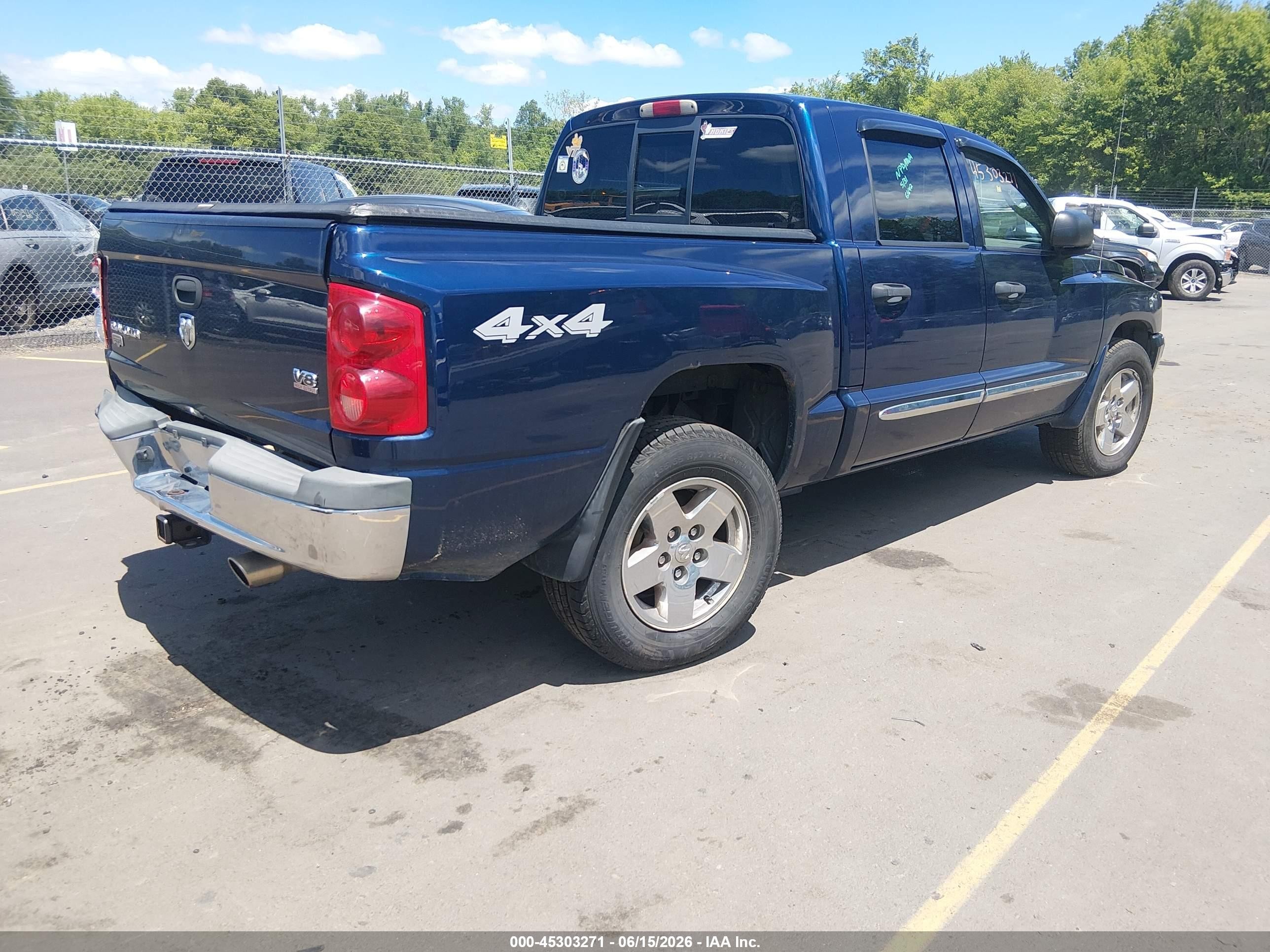 2005 Dodge Dakota Laramie Blue vin: 1D3HW58J05S294188