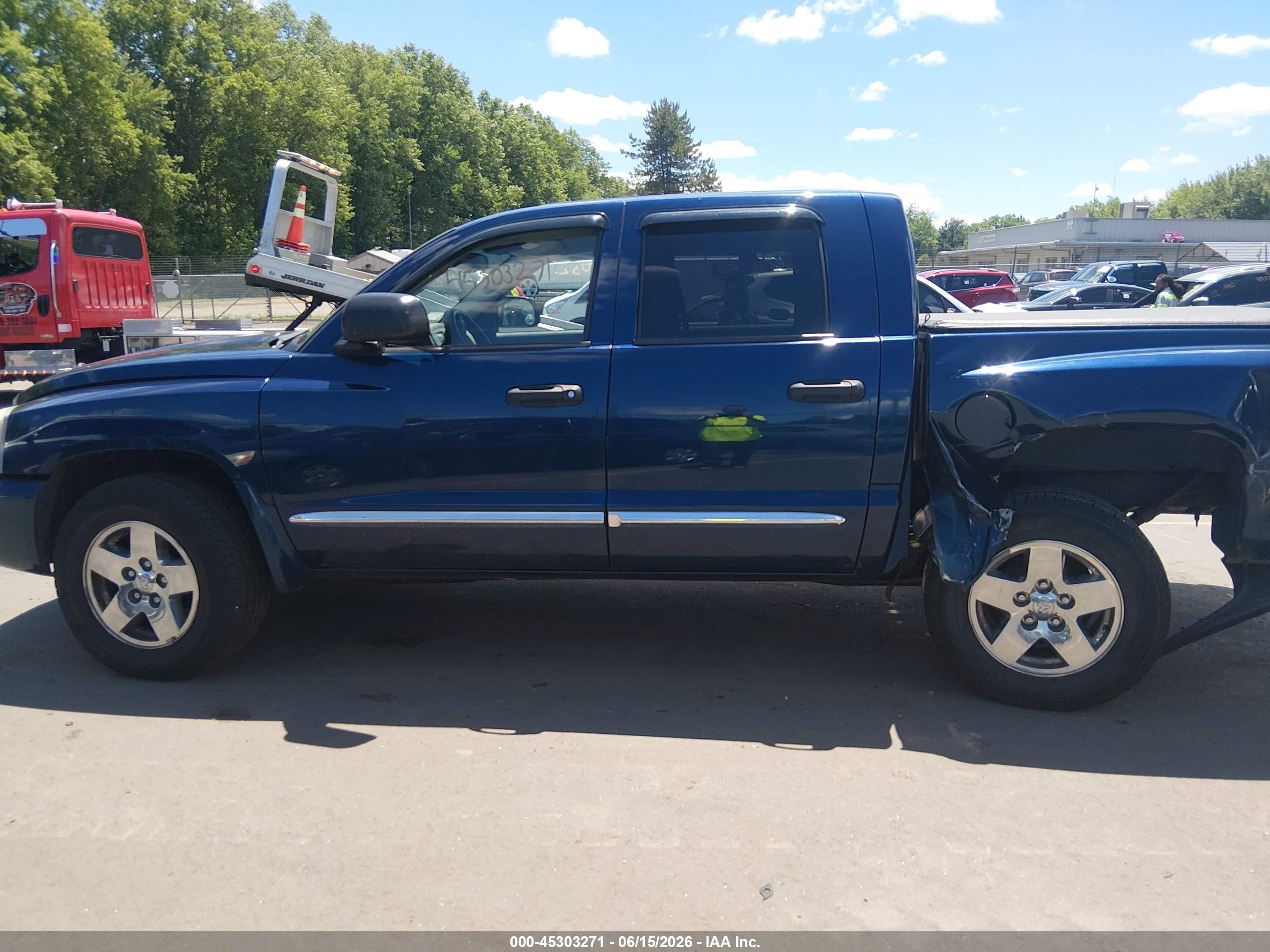 2005 Dodge Dakota Laramie Blue vin: 1D3HW58J05S294188