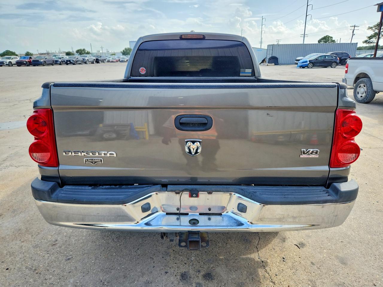 2005 Dodge Dakota Quad Laramie Gray vin: 1D3HW58N95S166390