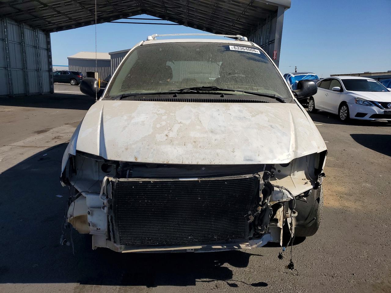2003 Dodge Caravan C/v White vin: 1D4GP21363B340022