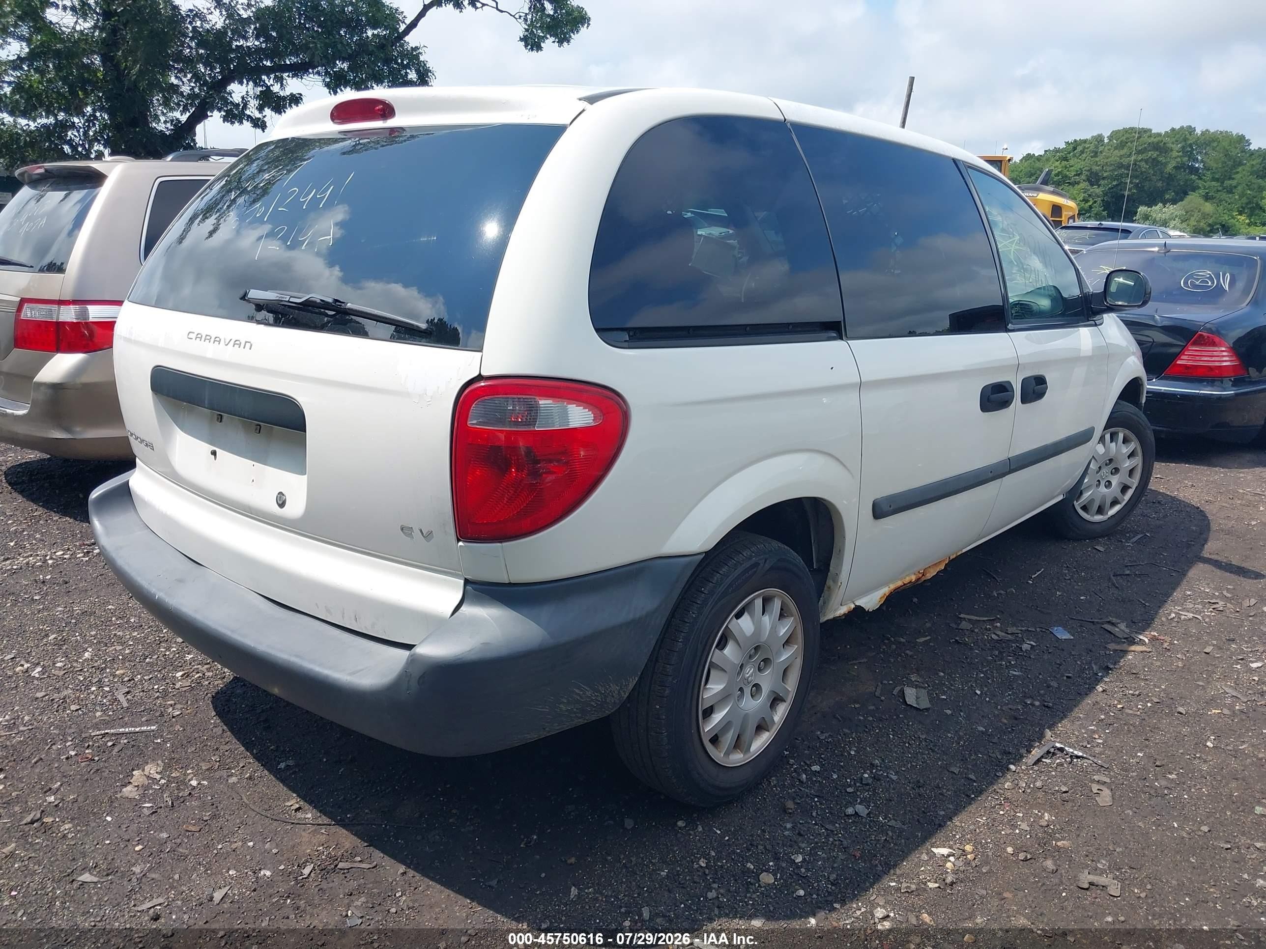 2005 Dodge Caravan Cv White vin: 1D4GP21R55B227976