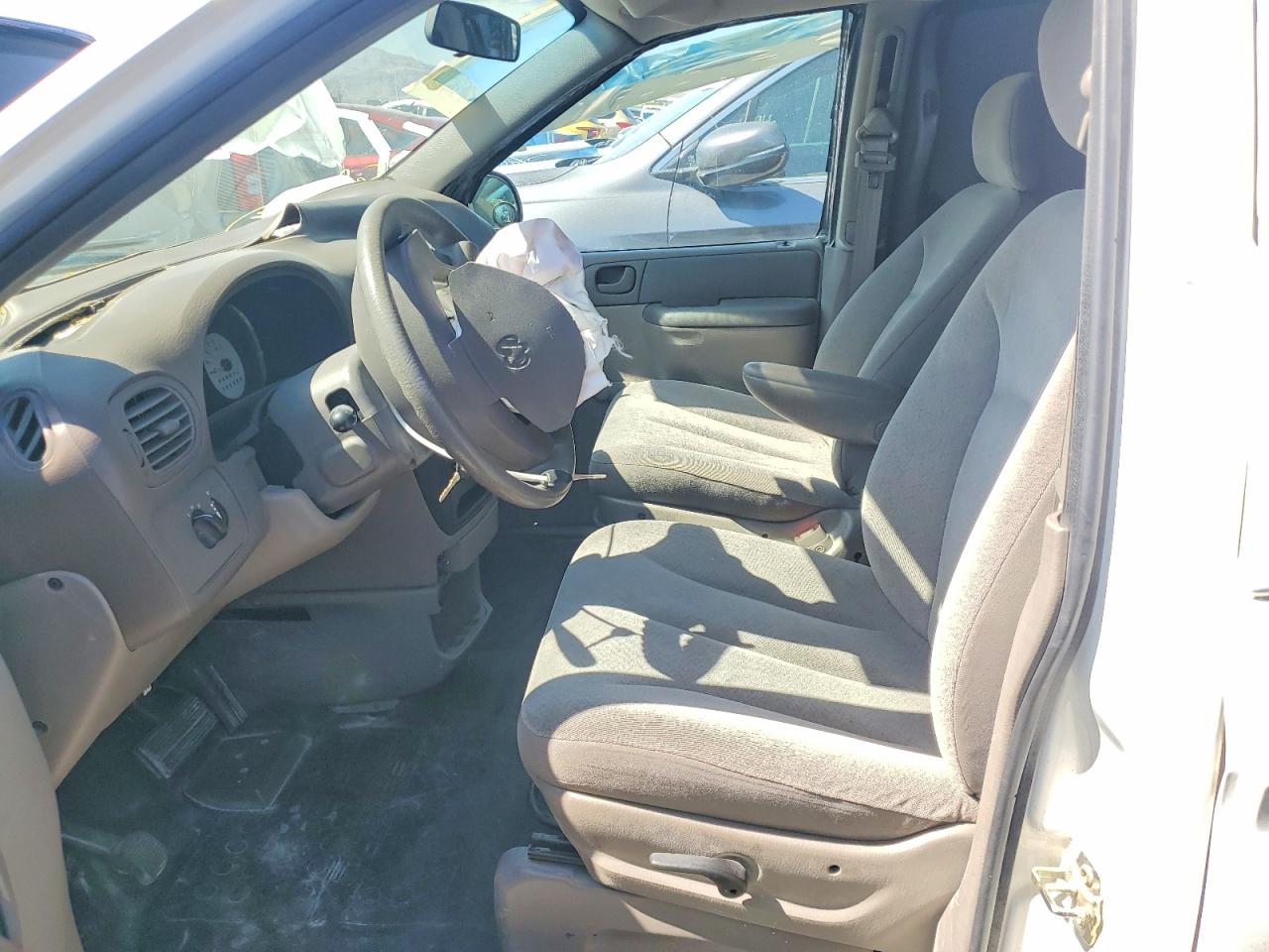 2003 Dodge Caravan C White vin: 1D4GP21R93B298403
