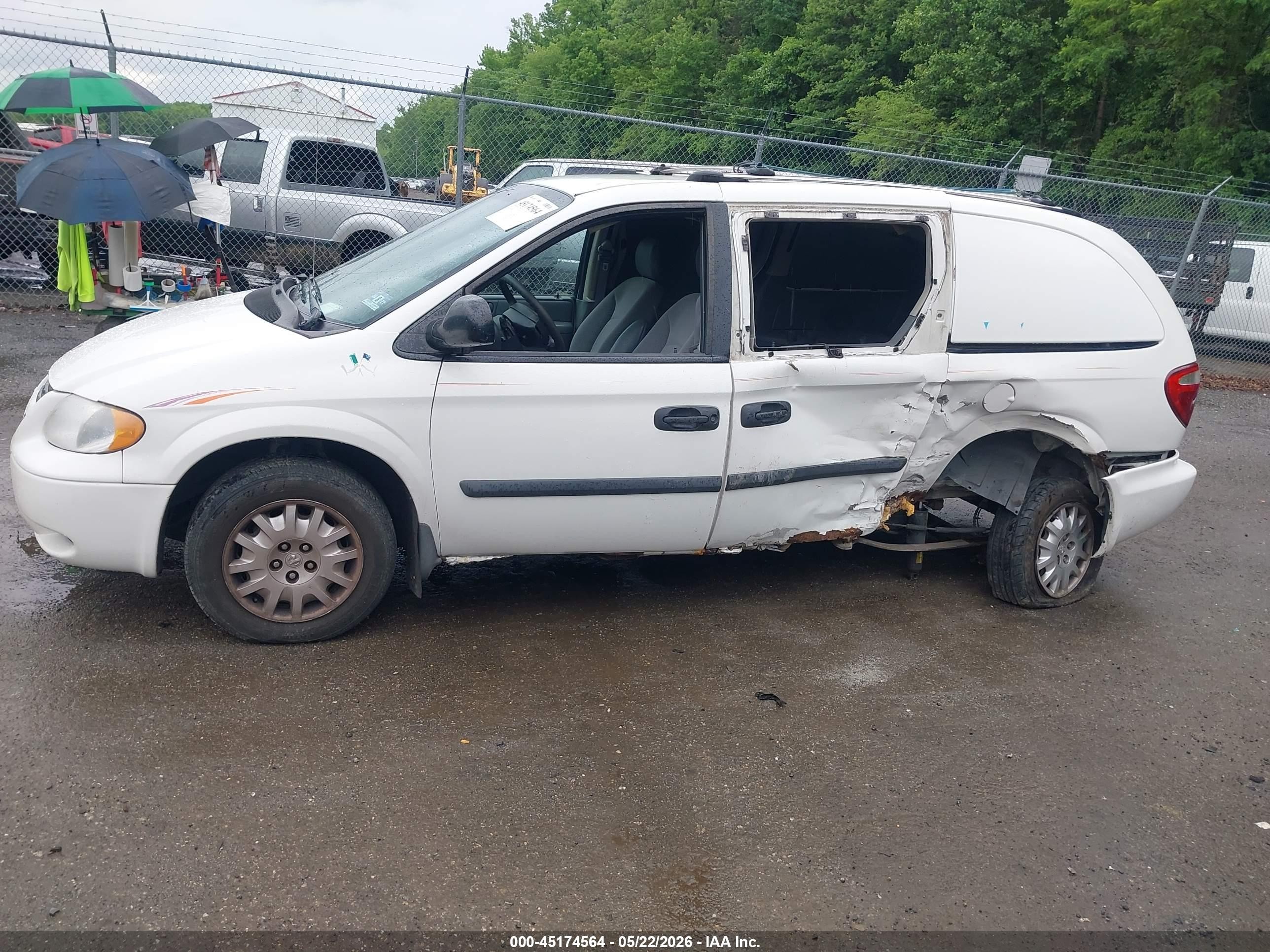 2006 Dodge Grand Caravan Cv White vin: 1D4GP23R06B590443