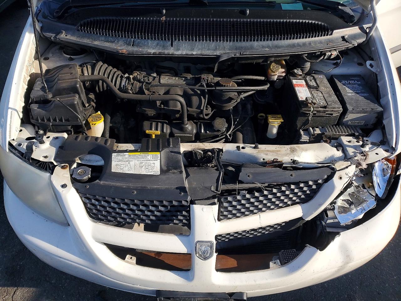 2003 Dodge Grand Caravan Se White vin: 1D4GP24313B223363