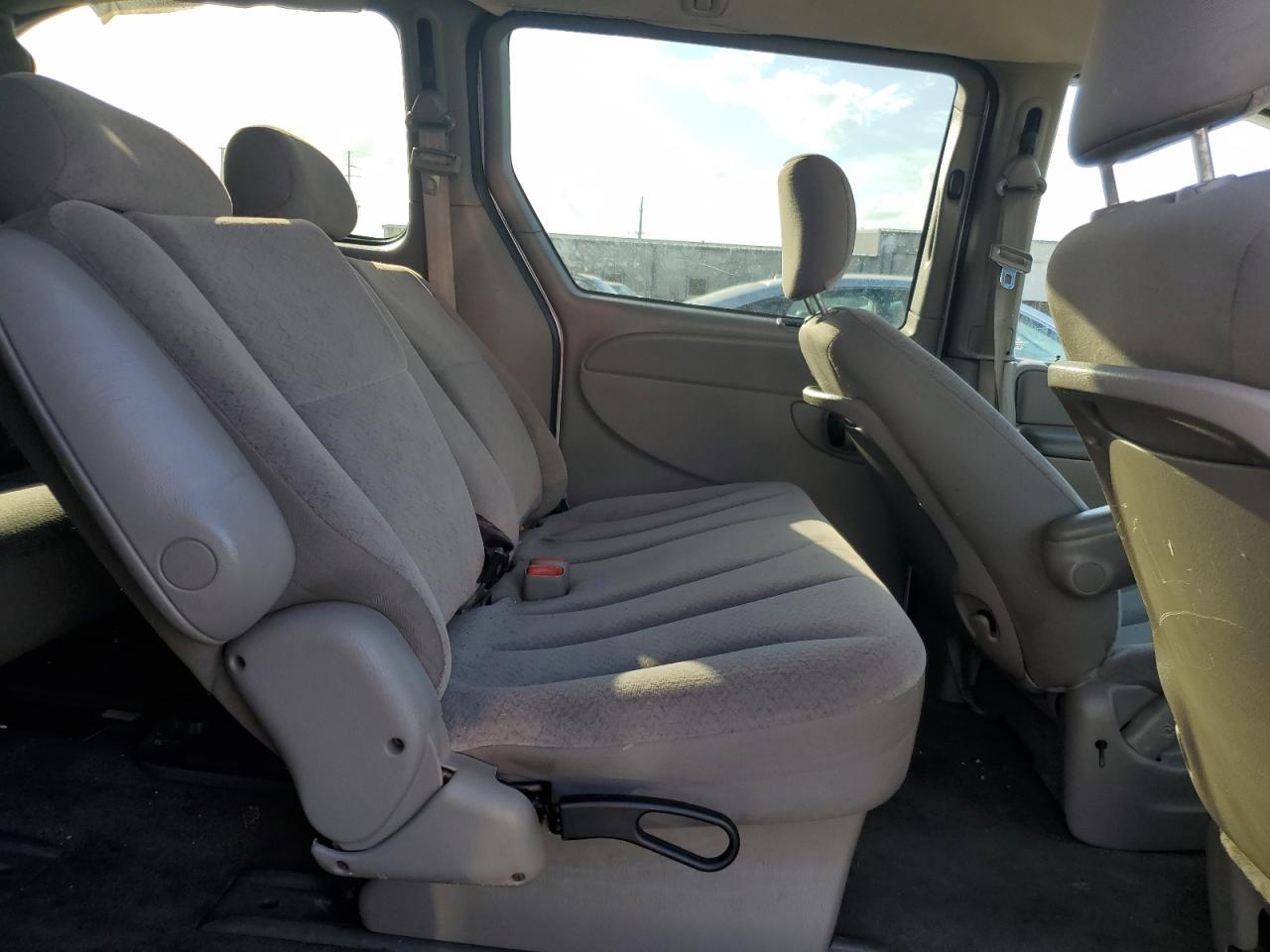 2003 Dodge Grand Caravan Se Gray vin: 1D4GP24313B285149
