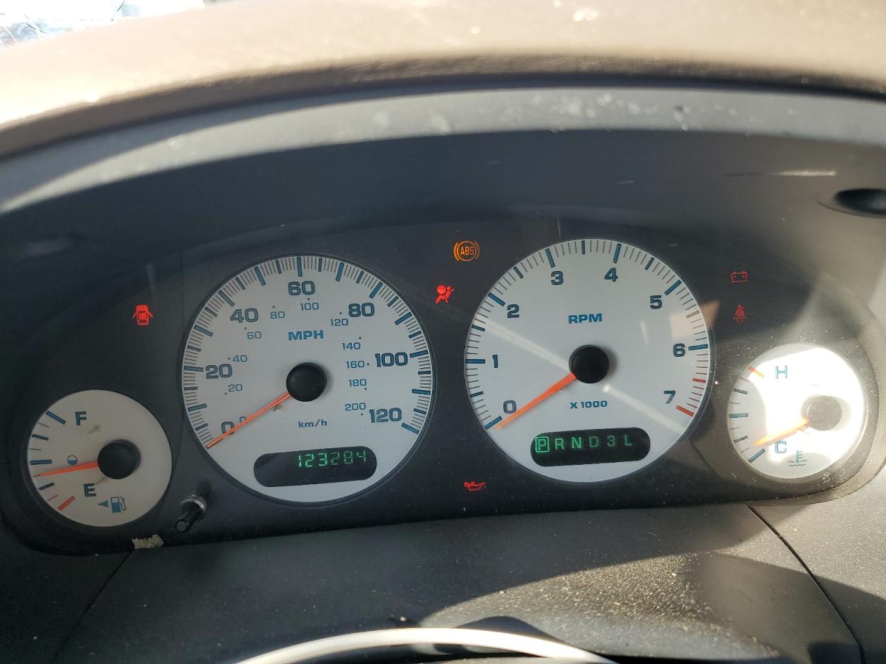 2003 Dodge Grand Caravan Se Gray vin: 1D4GP24313B285149