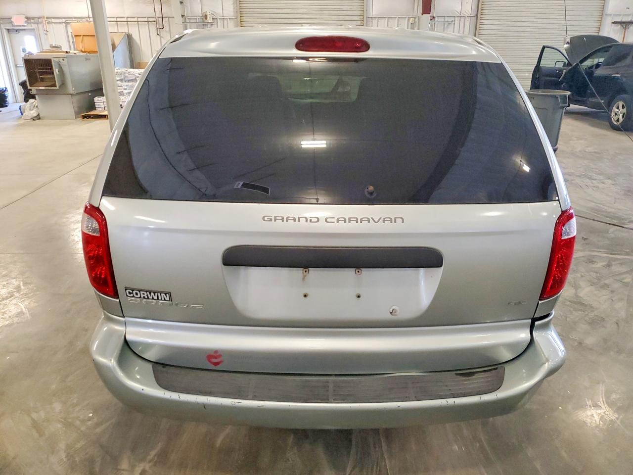 2003 Dodge Grand Caravan Se Silver vin: 1D4GP24323B196397