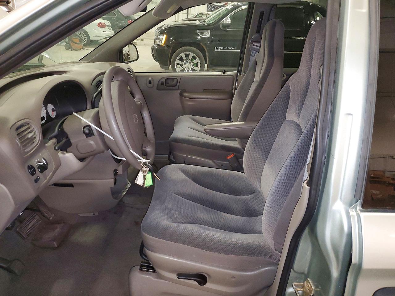 2003 Dodge Grand Caravan Se Silver vin: 1D4GP24323B196397