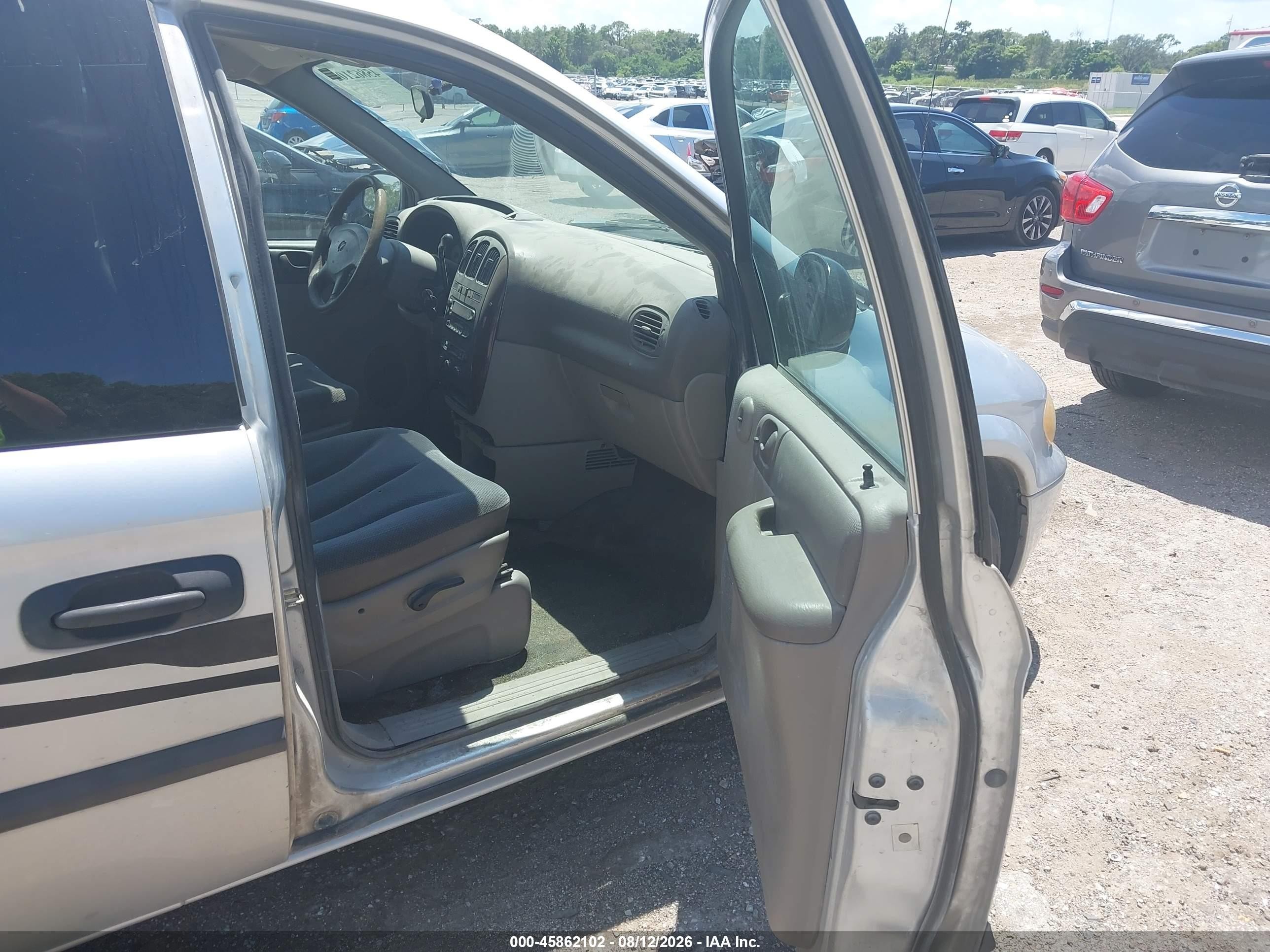 2003 Dodge Grand Caravan Se Silver vin: 1D4GP24353B191355