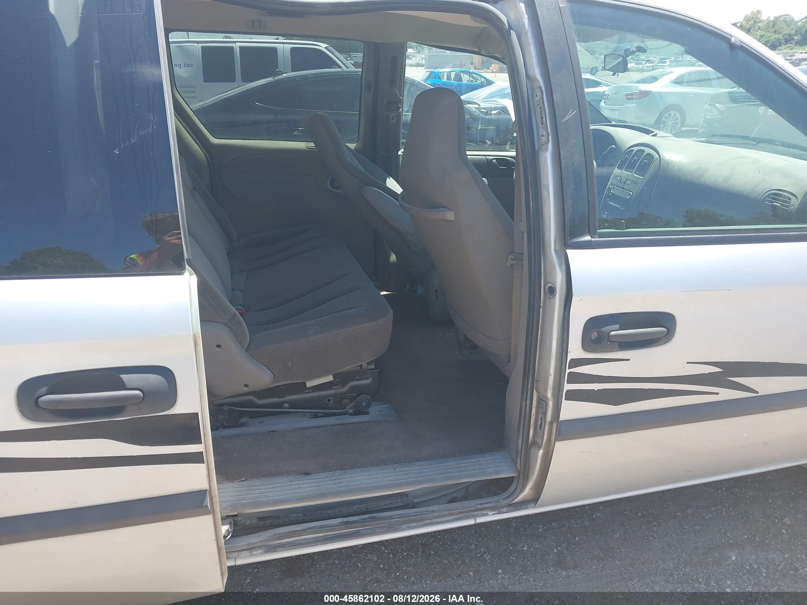 2003 Dodge Grand Caravan Se Silver vin: 1D4GP24353B191355