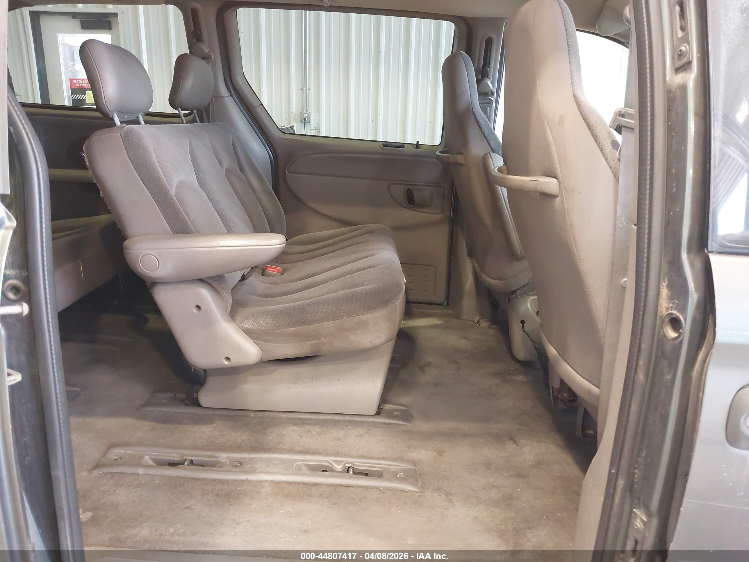 2003 Dodge Grand Caravan Se Gray vin: 1D4GP24353B237430