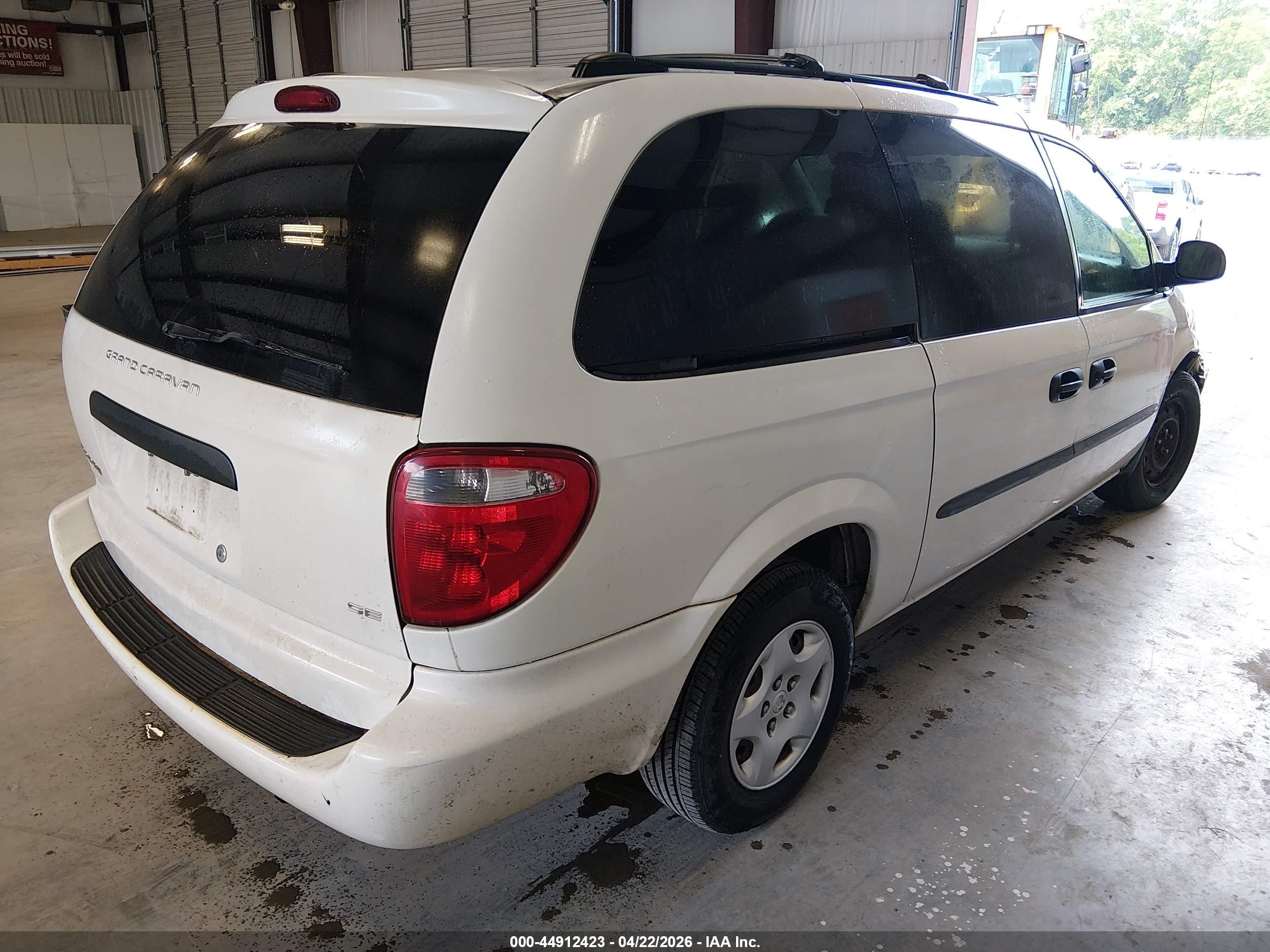 2003 Dodge Grand Caravan Se White vin: 1D4GP24383B103852