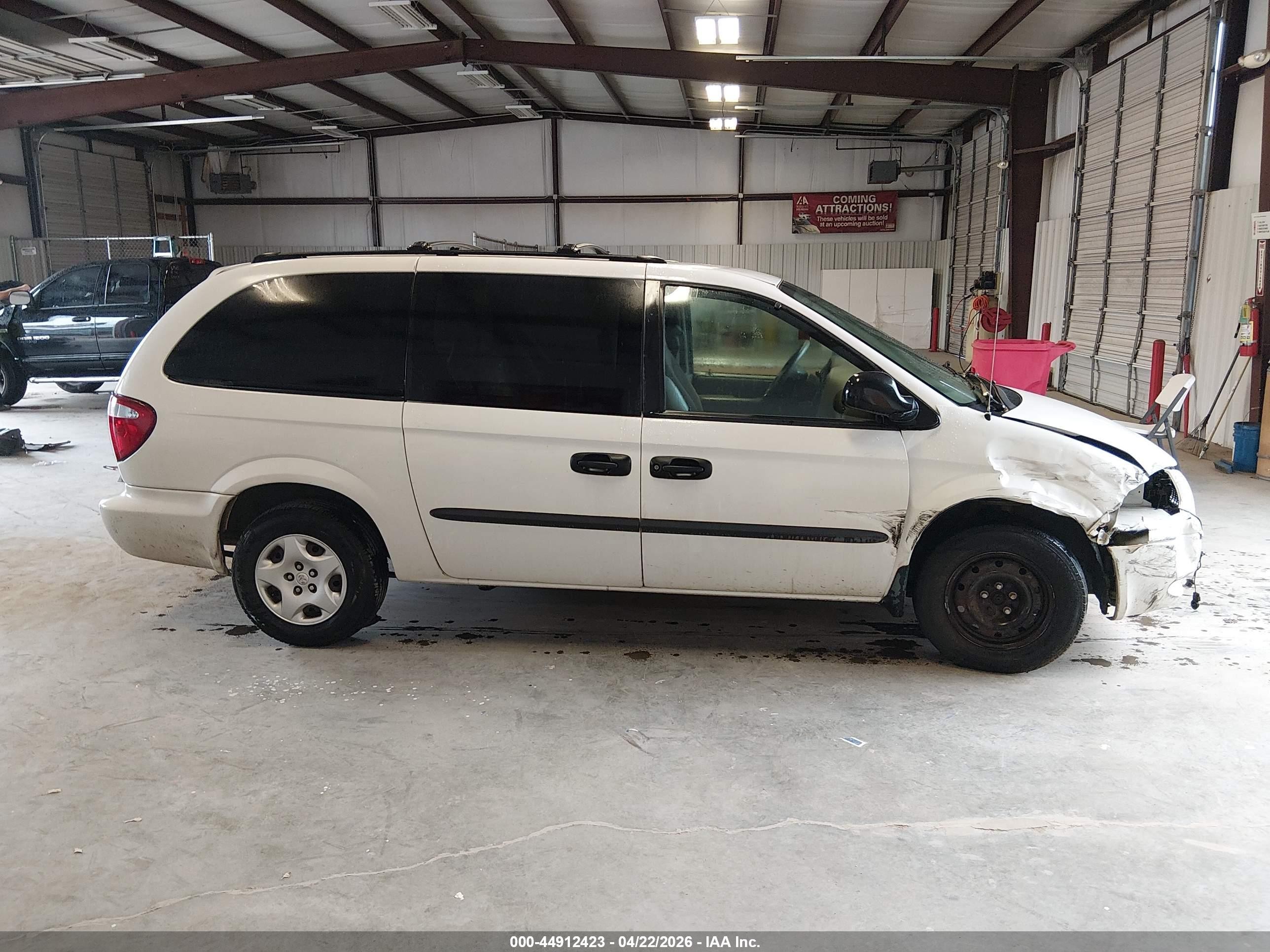 2003 Dodge Grand Caravan Se White vin: 1D4GP24383B103852