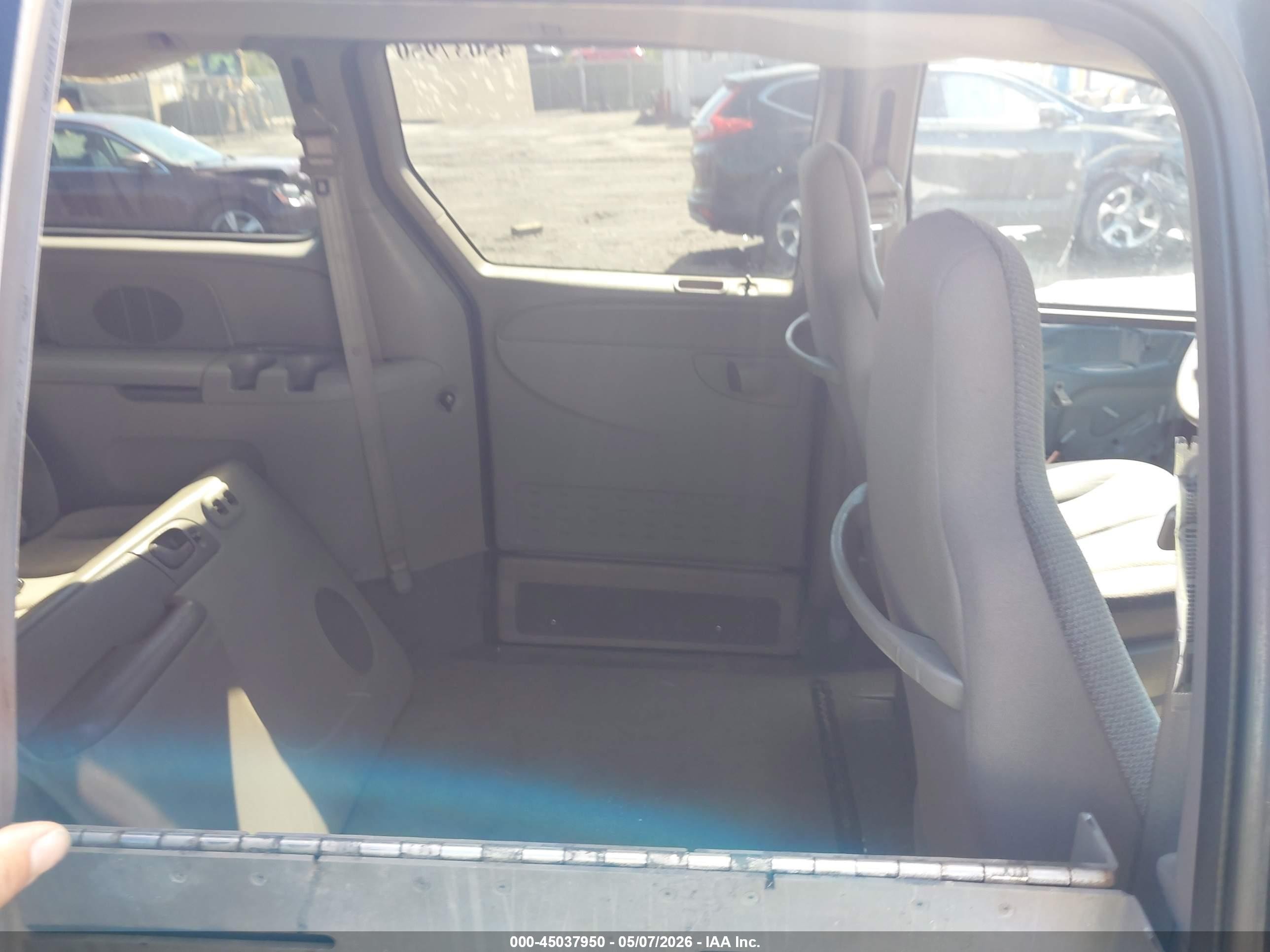 2003 Dodge Grand Caravan Se Blue vin: 1D4GP24383B157670