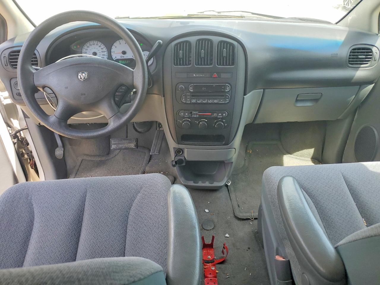 2006 Dodge Grand Caravan Le White vin: 1D4GP24E86B650013