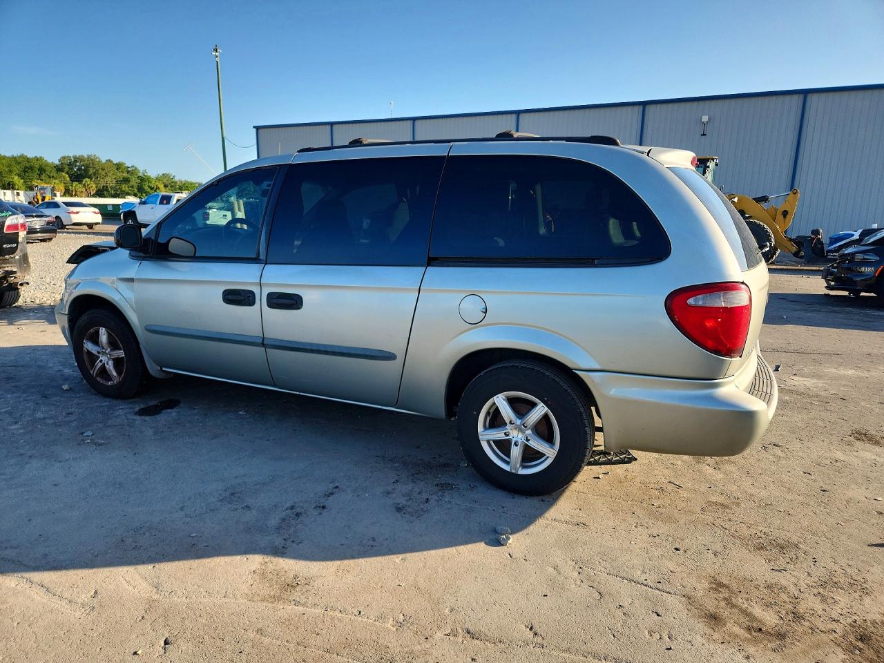 2004 Dodge Grand Caravan Se Beige vin: 1D4GP24R04B545787