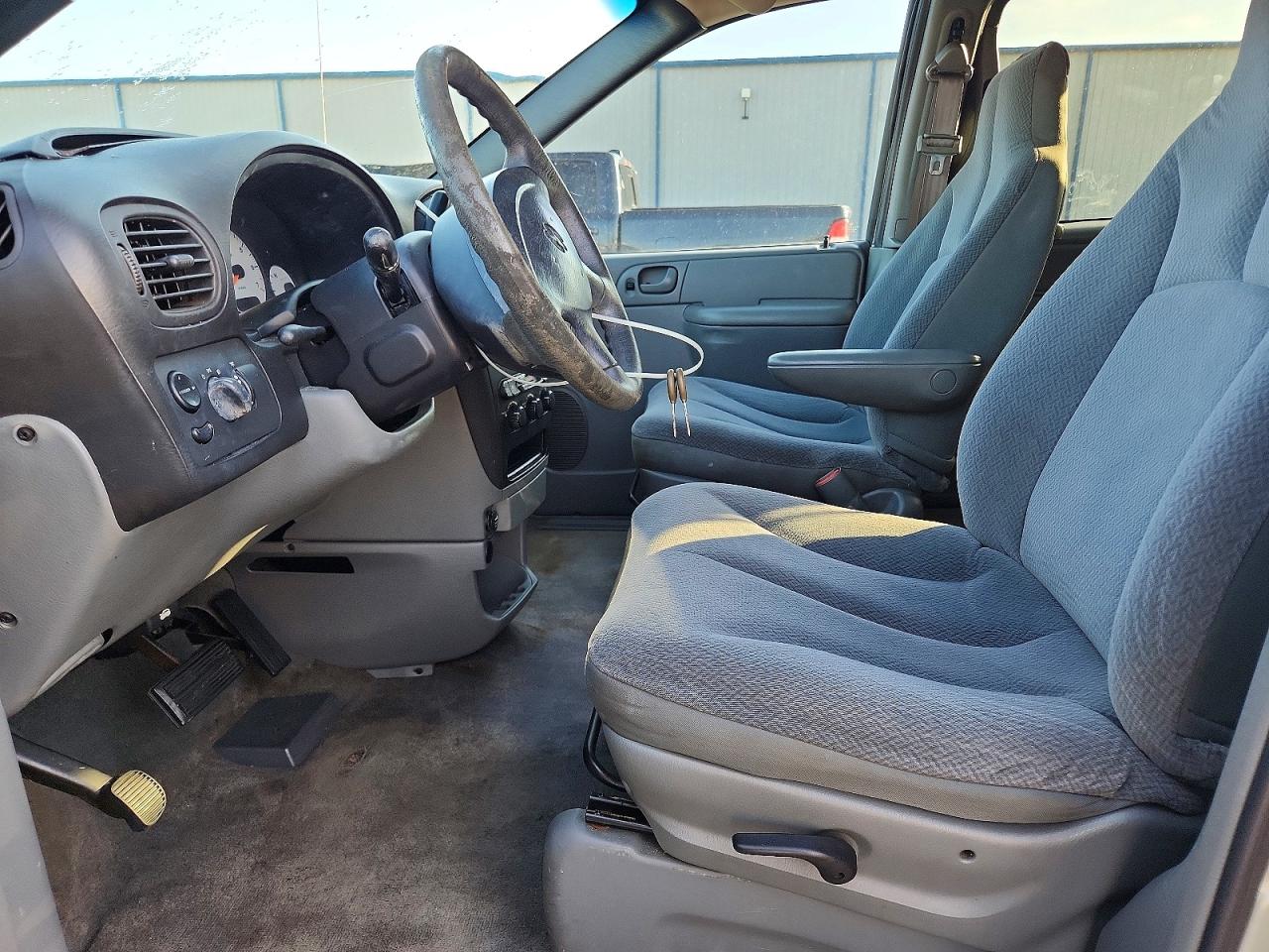 2004 Dodge Grand Caravan Se Beige vin: 1D4GP24R04B545787