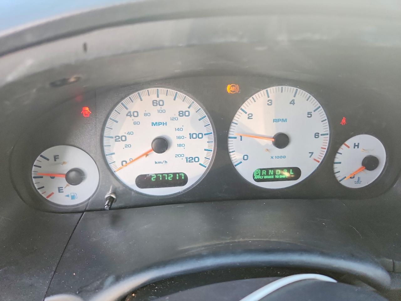 2004 Dodge Grand Caravan Se Beige vin: 1D4GP24R04B545787