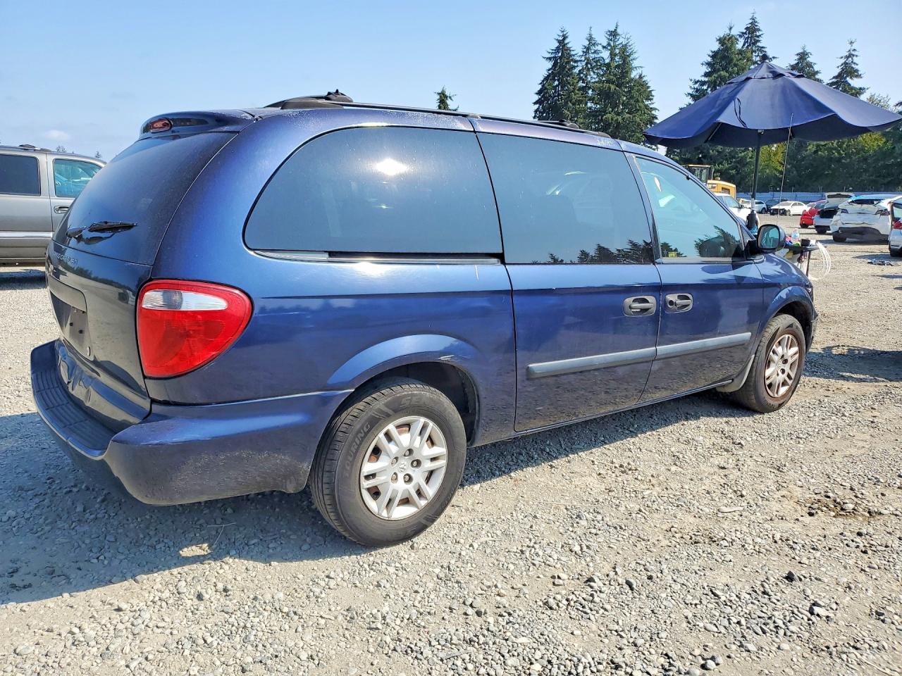 2005 Dodge Grand Caravan Se Синий vin: 1D4GP24R05B126503
