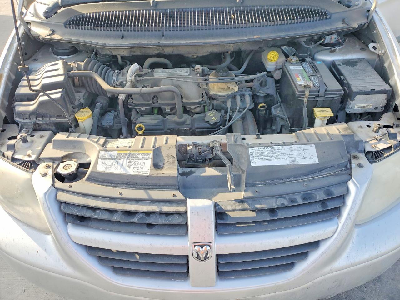 2005 Dodge Grand Caravan Se Silver vin: 1D4GP24R05B189083
