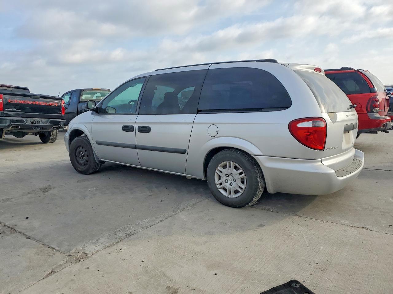 2005 Dodge Grand Caravan Se Silver vin: 1D4GP24R05B189083