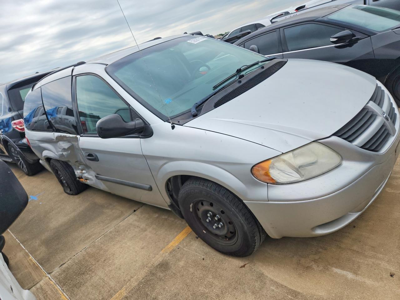2005 Dodge Grand Caravan Se Silver vin: 1D4GP24R05B189083