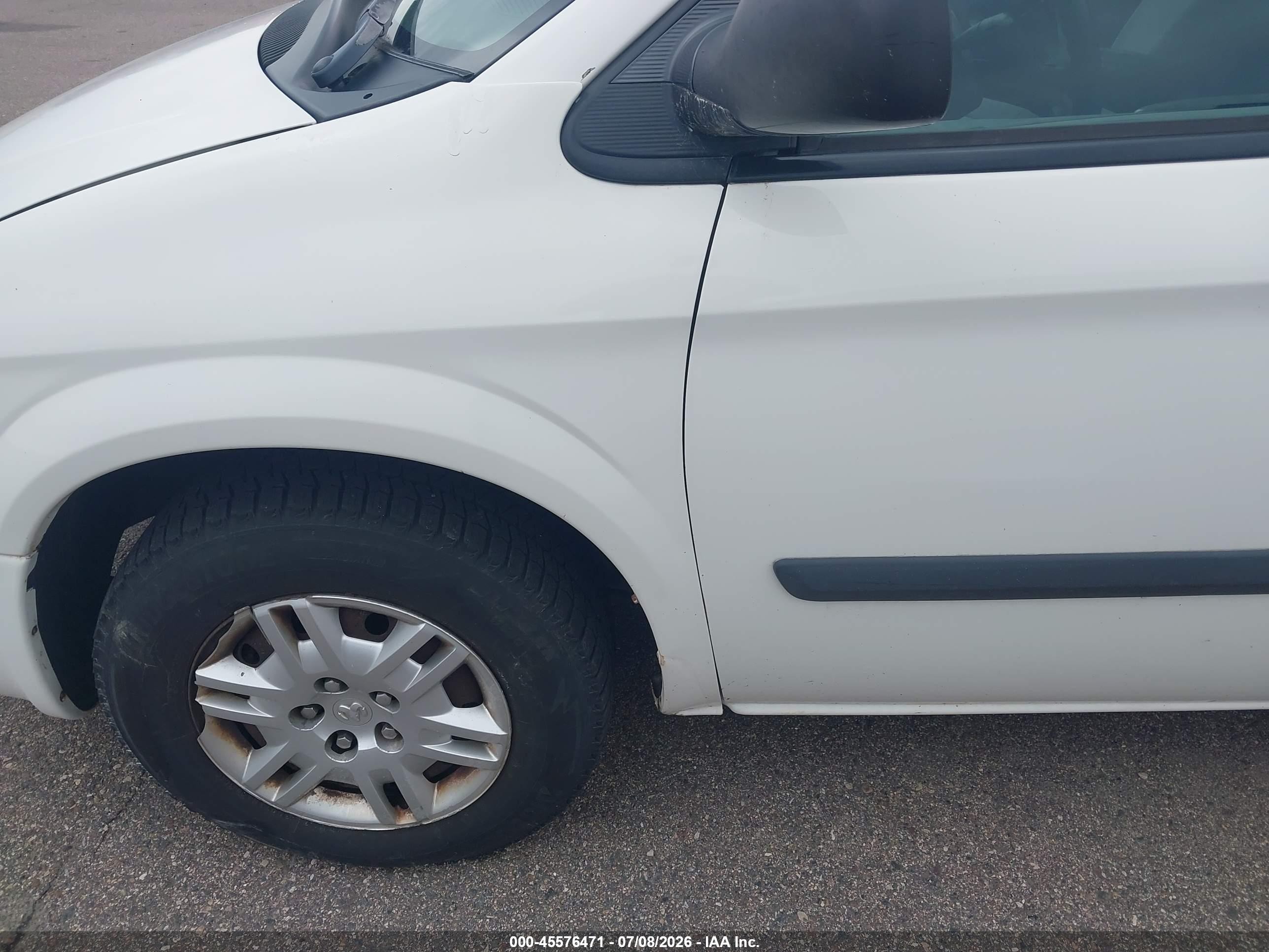 2006 Dodge Grand Caravan Se White vin: 1D4GP24R06B677483