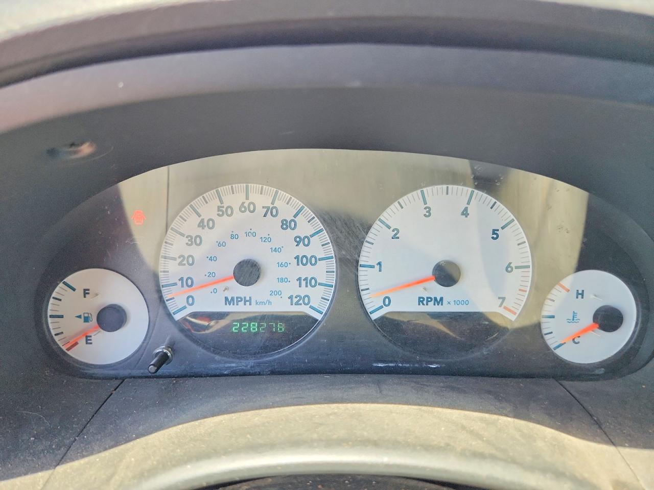 2007 Dodge Grand Caravan Se Silver vin: 1D4GP24R07B187322